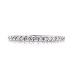 0.60ct Round Brilliant Cut Diamond Shared-Prong Wedding Band in Platinum