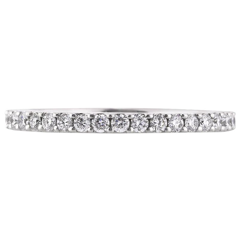0.60ct Round Brilliant Cut Diamond Shared-Prong Wedding Band in Platinum