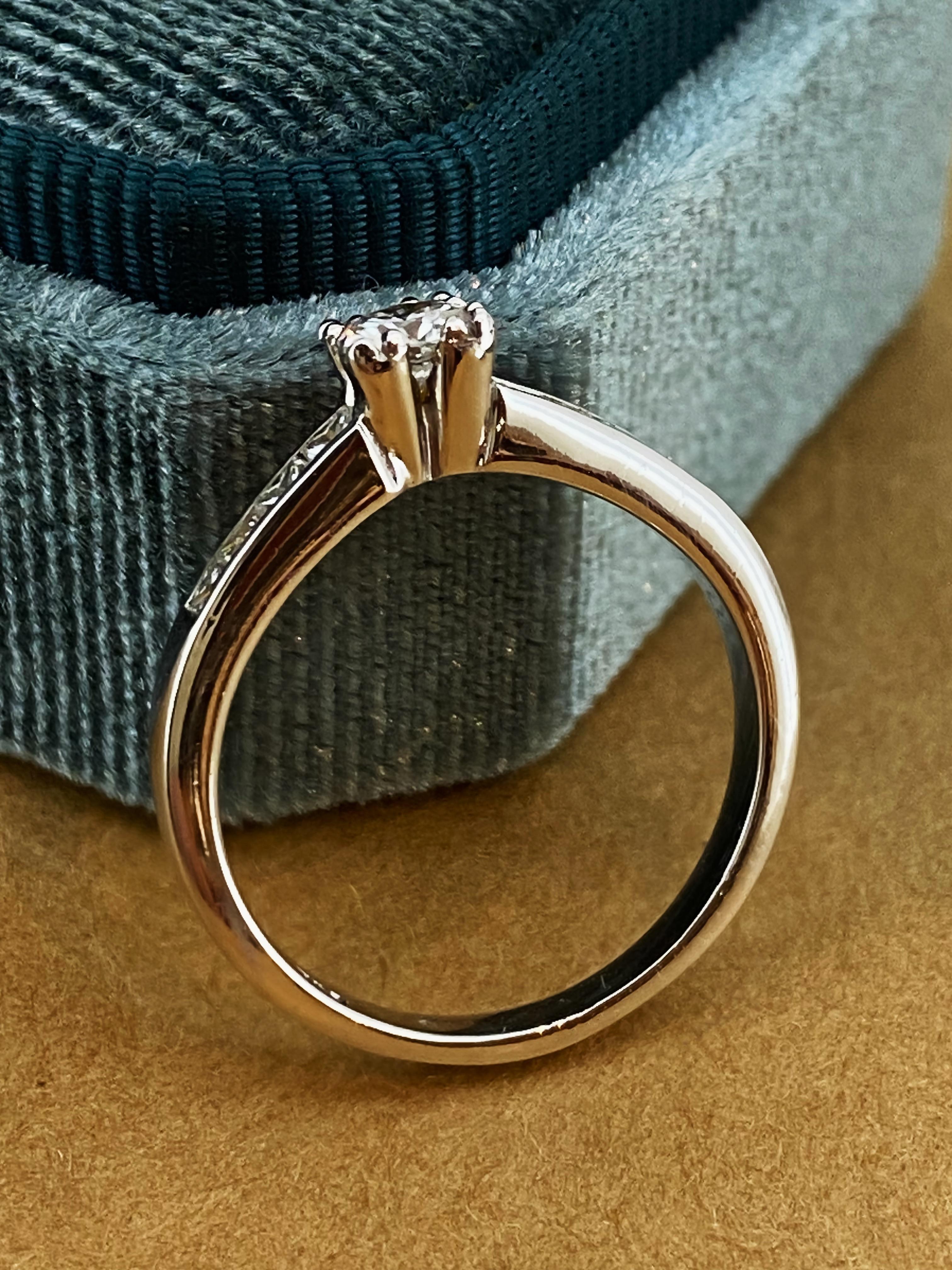 0.60ct Solitaire with Accents Diamond Engagement Ring in 18K White Gold In Excellent Condition For Sale In MELBOURNE, AU