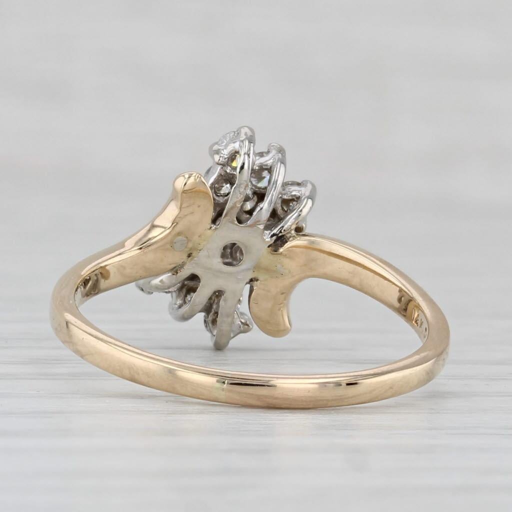 Taille ronde Bague bypass en or jaune 14 carats avec grappe de diamants de 0,60 ctw, taille 8,75 en vente