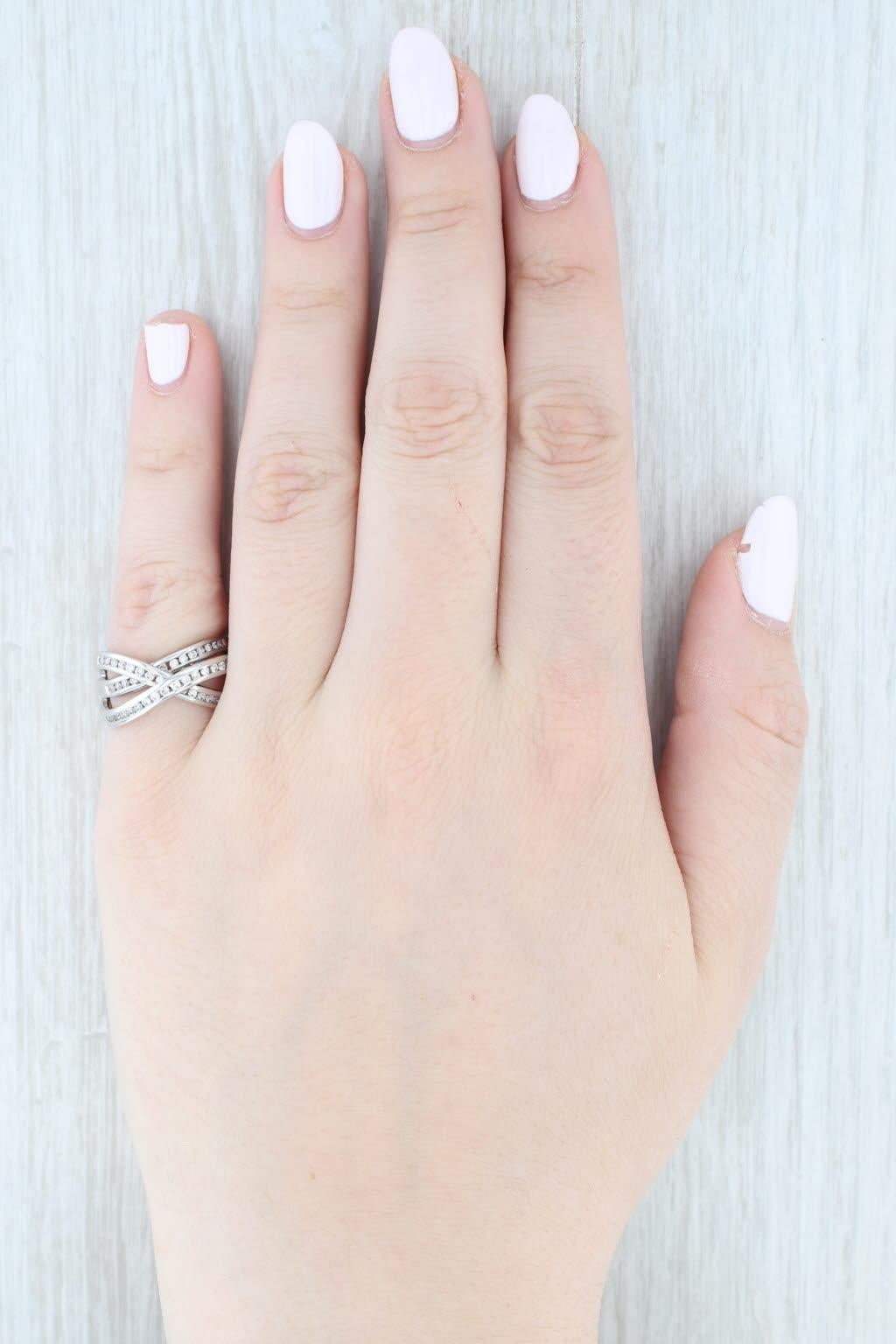 Anello a fascia con sovrapposizione di diamanti da 0,60 ct. in oro bianco 14k misura 7,25 in vendita 4