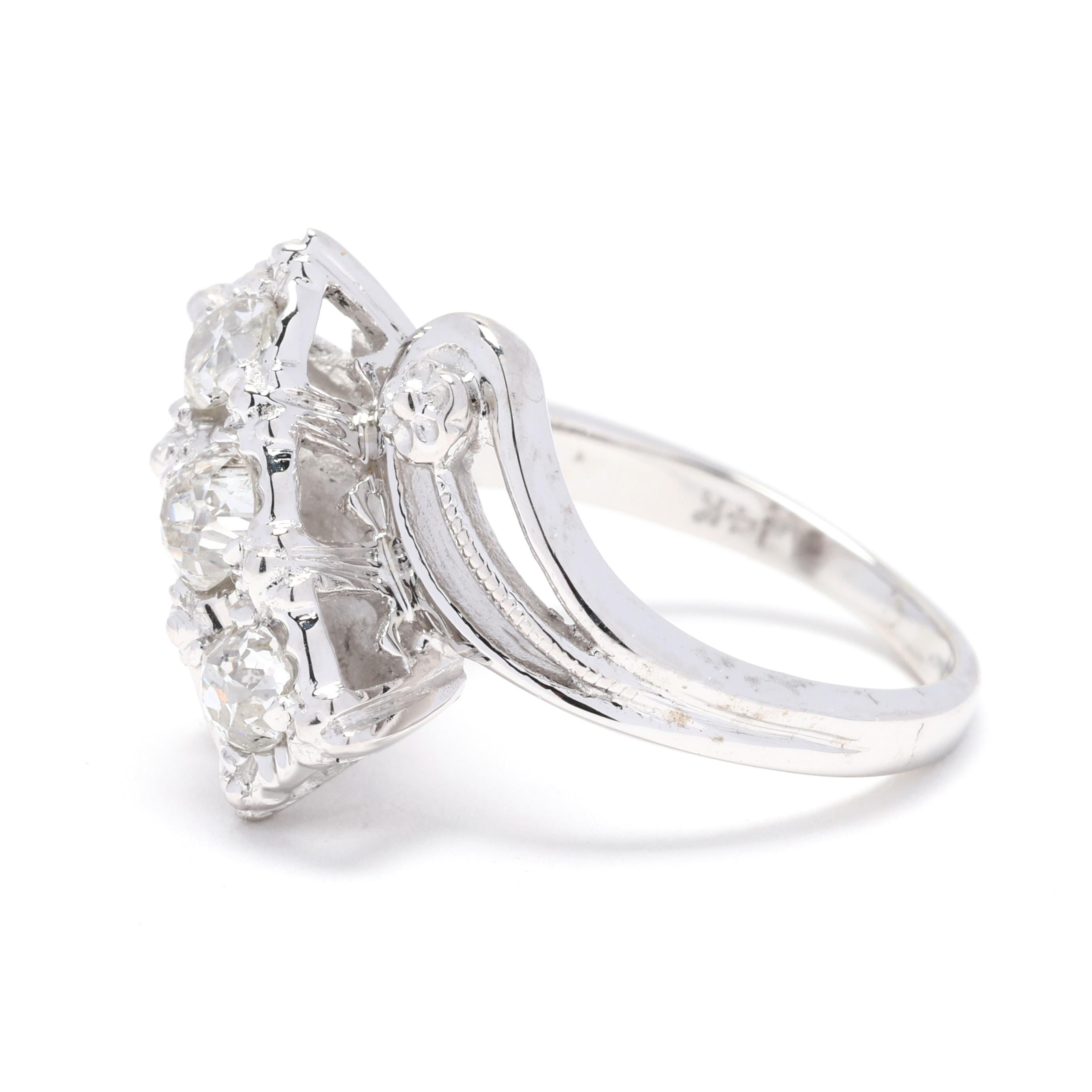 0.60ctw Diamond Statement Ring, 14k White Gold, Ring Size 3.5 In Good Condition For Sale In McLeansville, NC