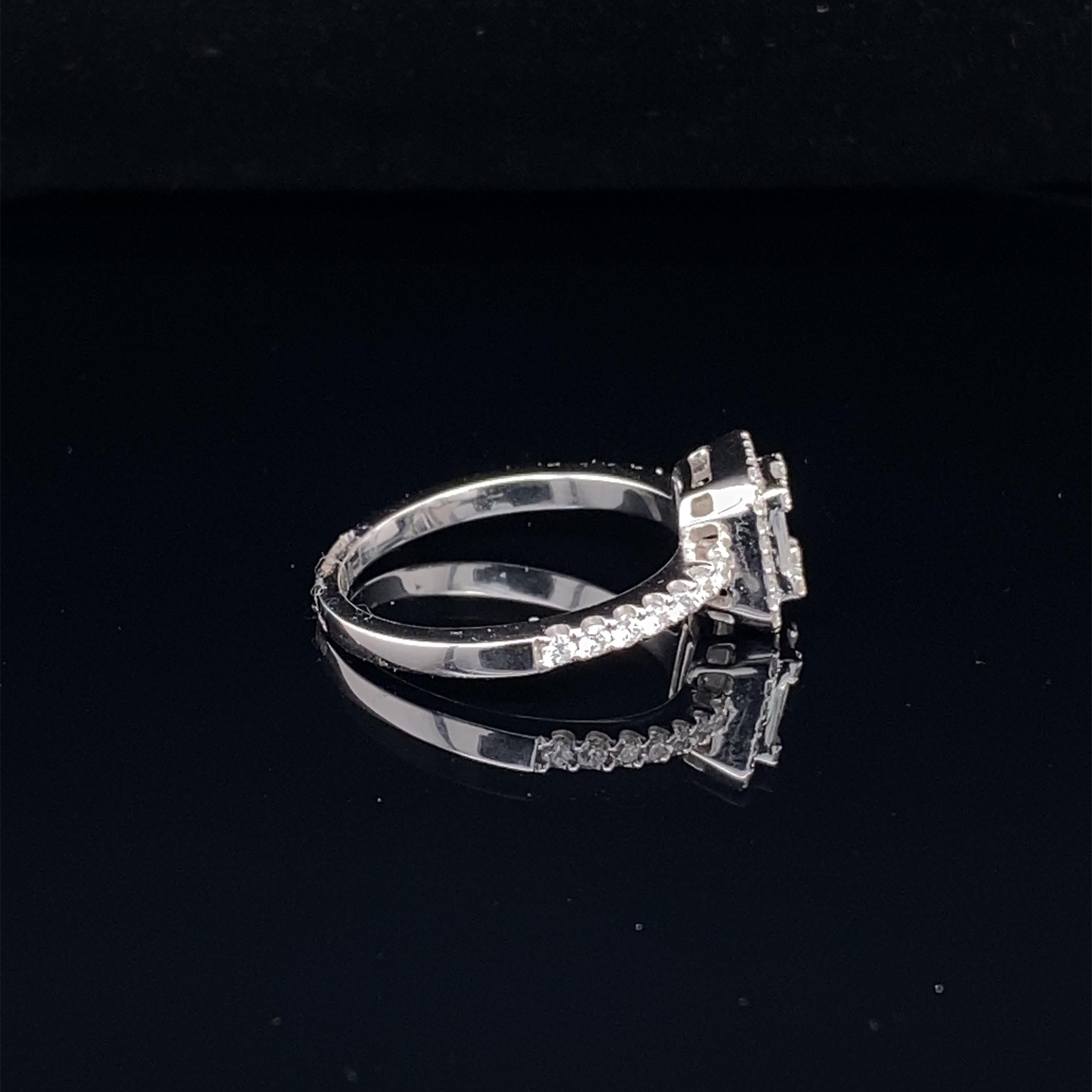 0.61 Carat Diamond Emerald Cut Cluster Ring In New Condition In Great Neck, NY