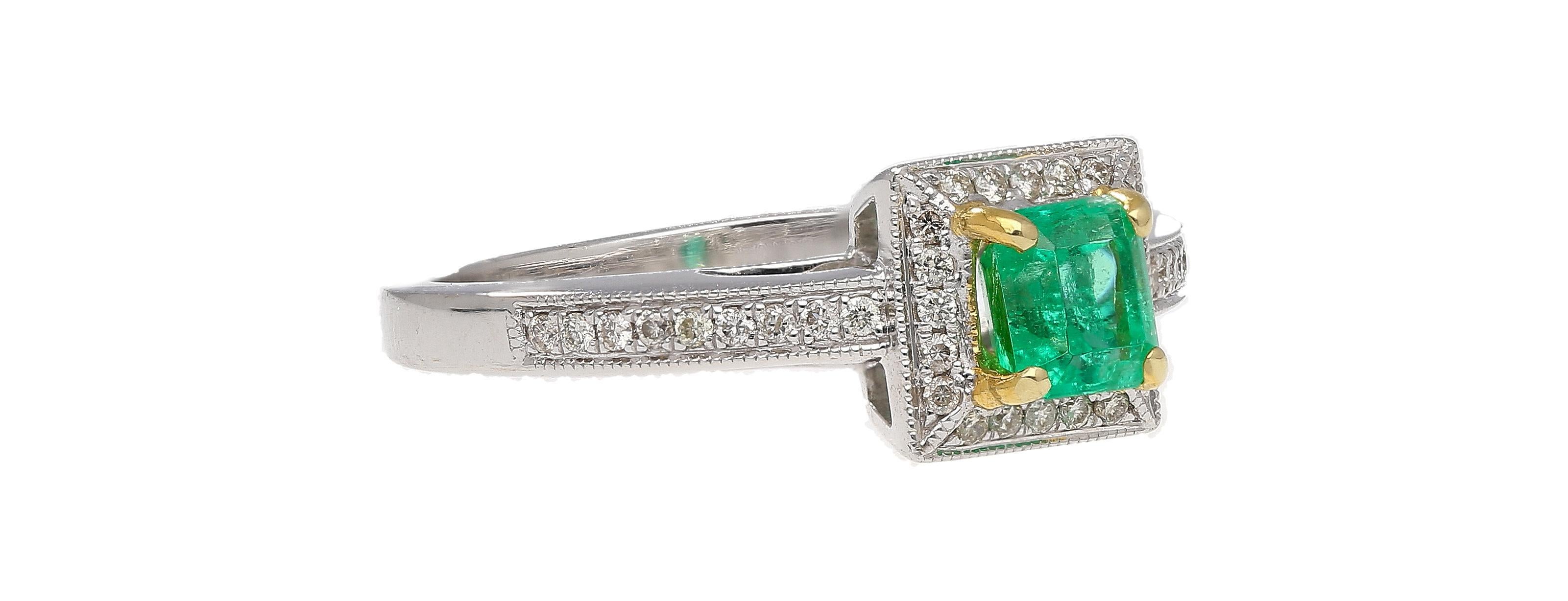 Modern 0.61 Carat Emerald & Diamond Square Shape Ring in 14K White Gold Size 6.5 For Sale