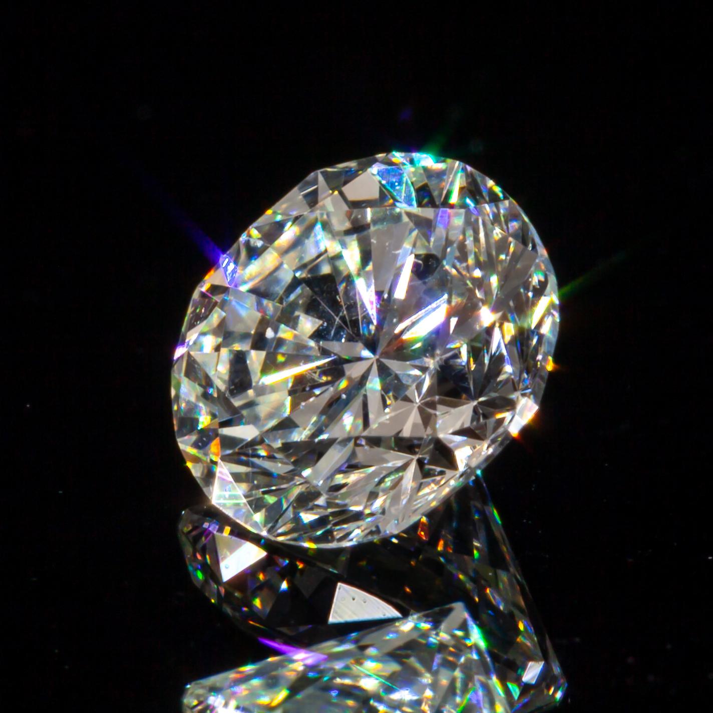 0.61 Carat Loose H/ SI1 Round Brilliant Cut Diamond GIA Certified

Diamond General Info
GIA Report Number:2185299007
Diamond Cut:Round Brilliant
Measurements: 5.37  x  5.27  -  3.40 mm

Diamond Grading Results
Carat Weight: 0.61
Color Grade: