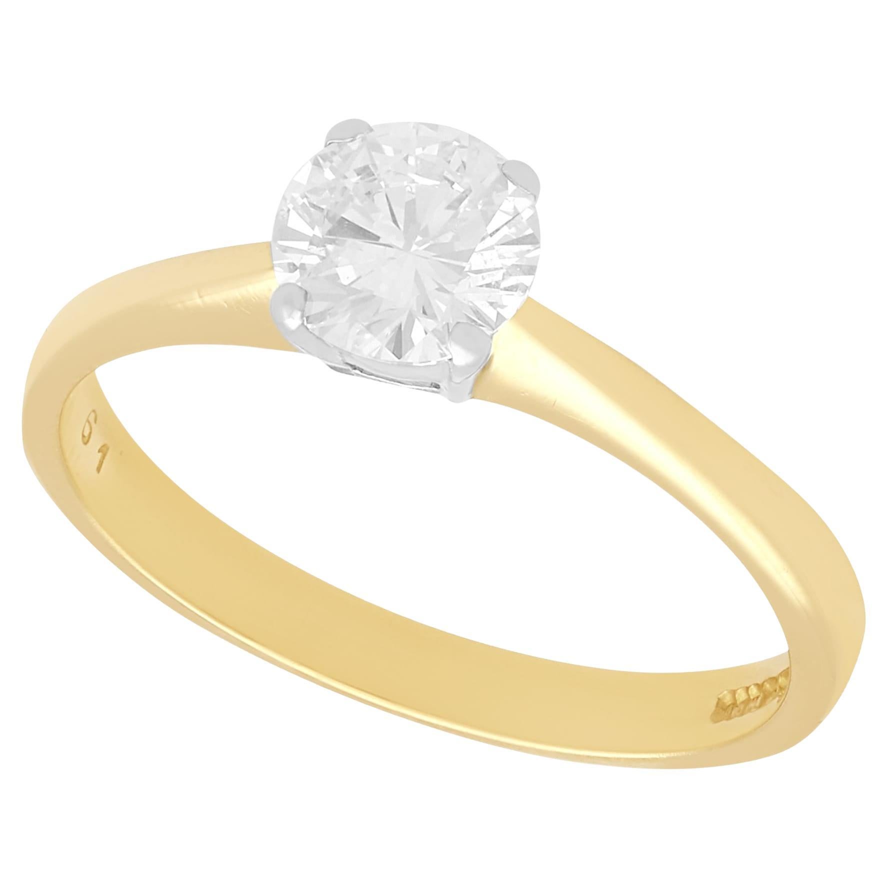 Bague de fiançailles solitaire en or jaune 18 carats et diamants 0,61 carat en vente