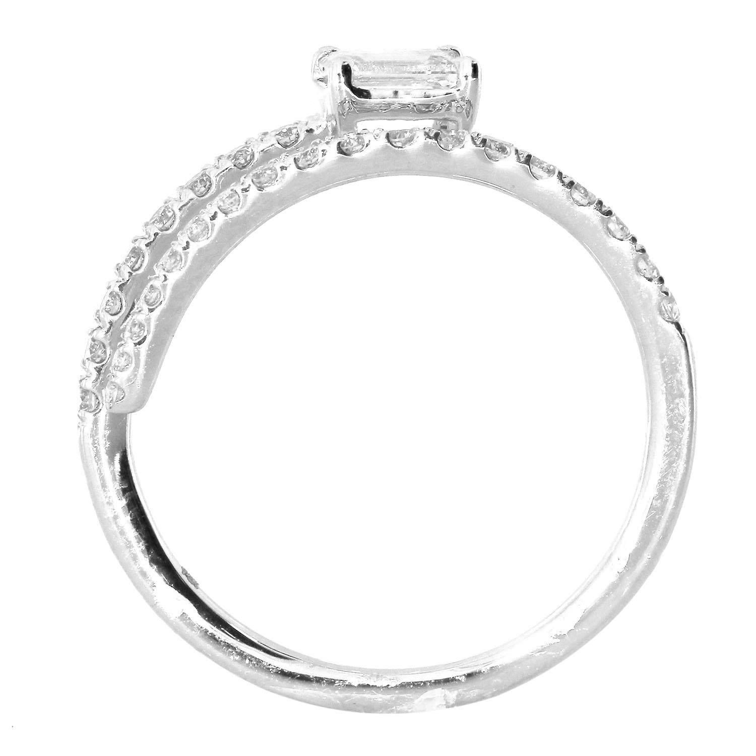 Contemporary 0.61 Ct Diamond Wrap Band Ring Made In 14k White Gold For Sale