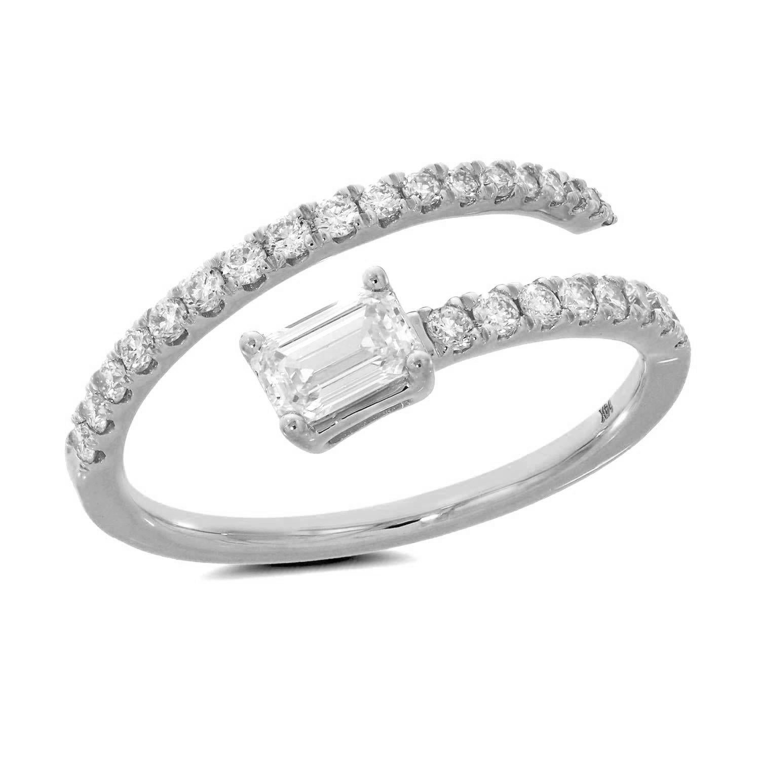 0.61 Ct Diamond Wrap Band Ring Made In 14k White Gold In New Condition For Sale In New York, NY