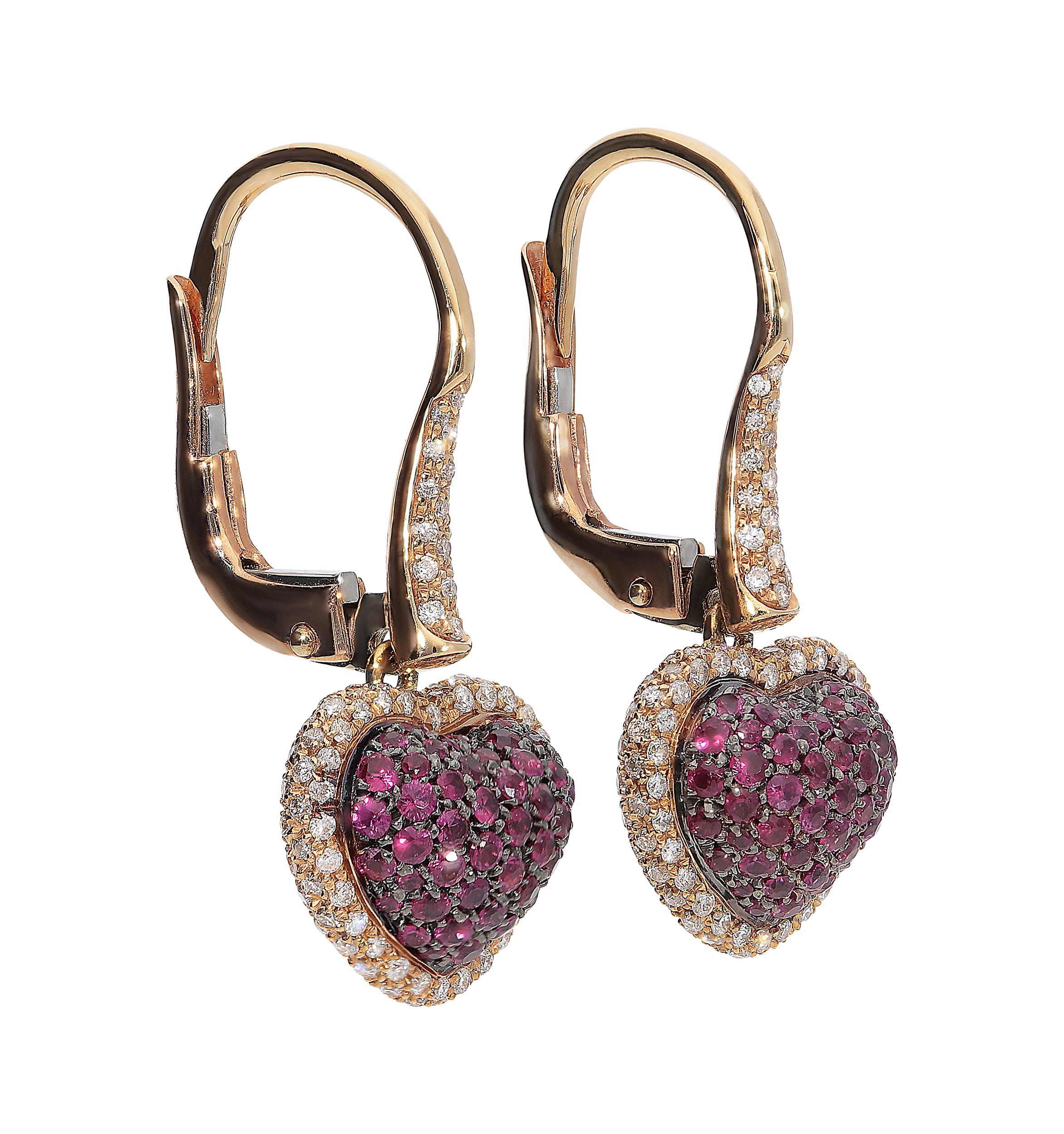 Modern 0.61 Rubies 0.41 White Gvs Diamonds 18 Karat Pink Gold Hearts Dangles Earrings For Sale