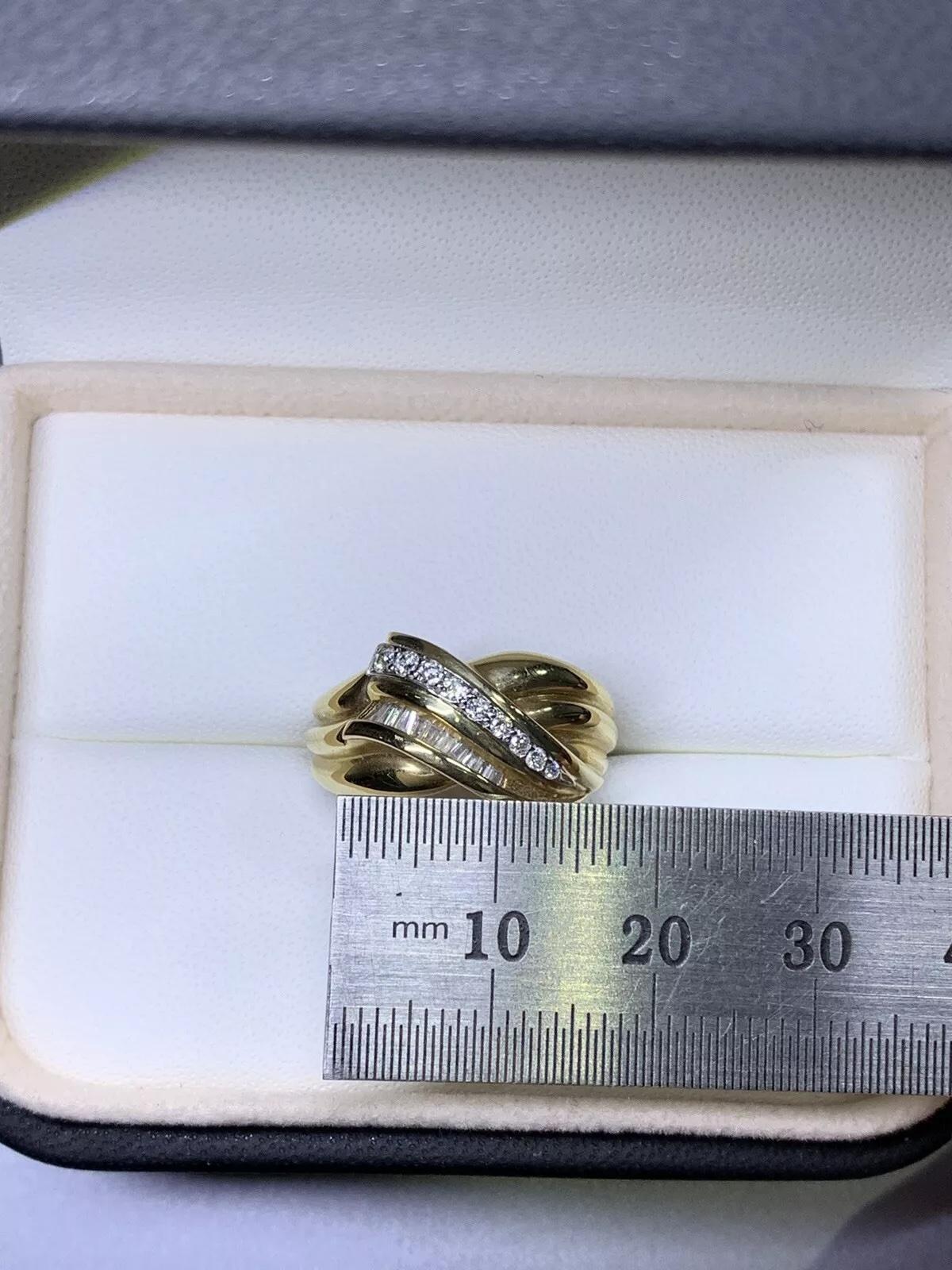 Femenino o masculino 0,61 ct Diamante Twist Anillo de Compromiso Solitario Chunky Oro Amarillo 14 ct en venta