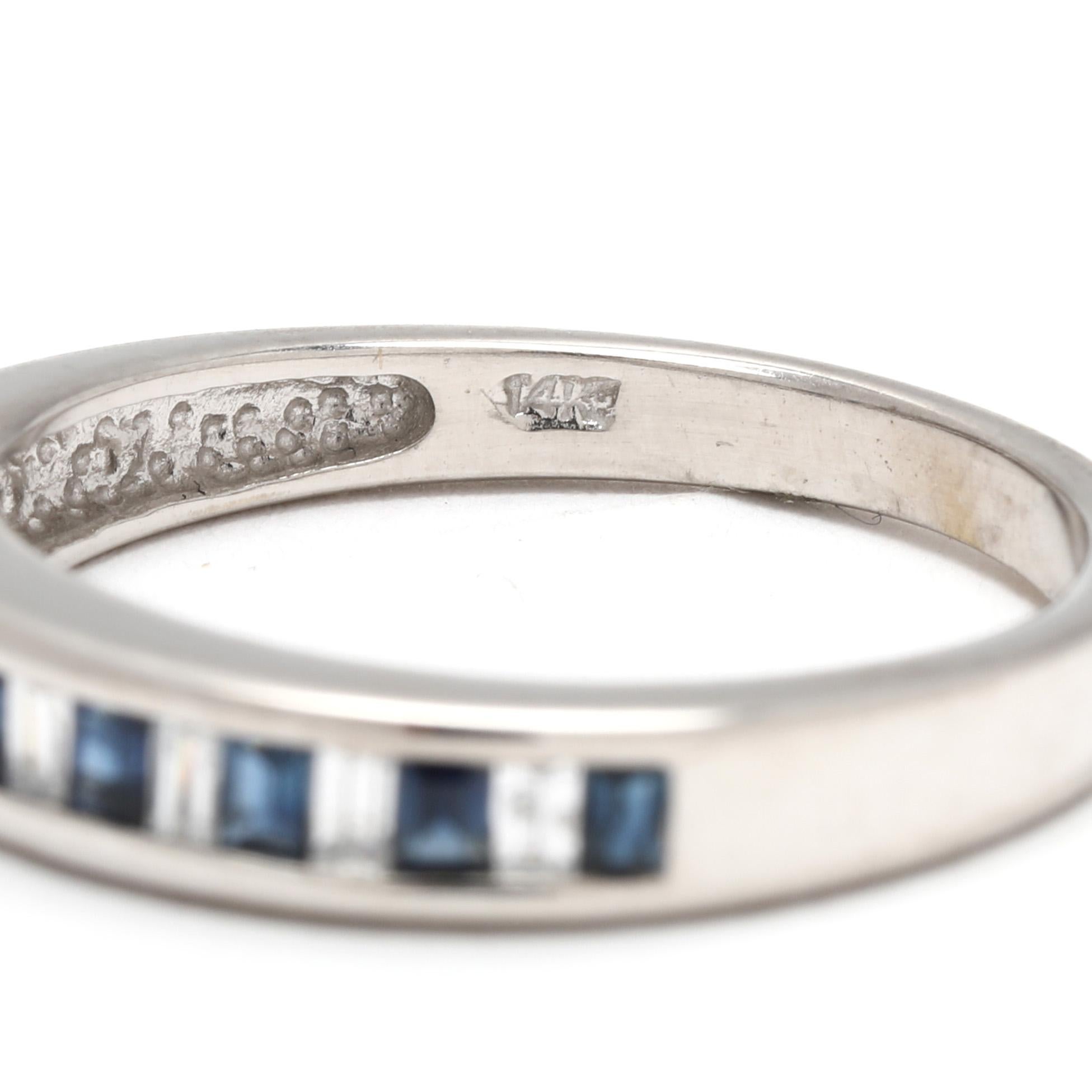 Bague jonc diamant baguette et saphir 0,61 carat, or blanc 14 carats, taille 7 Unisexe en vente