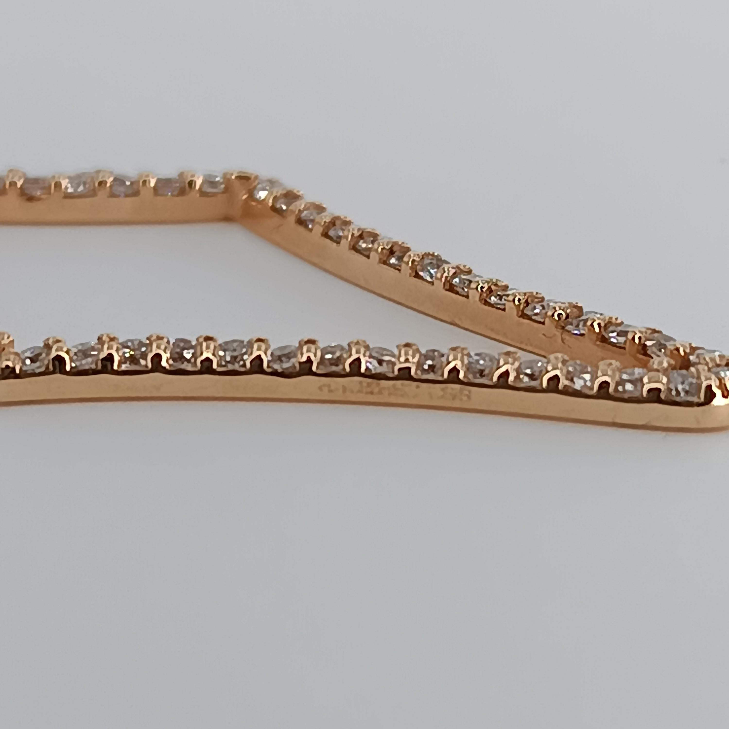Brilliant Cut 0.62 Carat Diamonds VS G 18 Carat Rose Gold Necklace For Sale