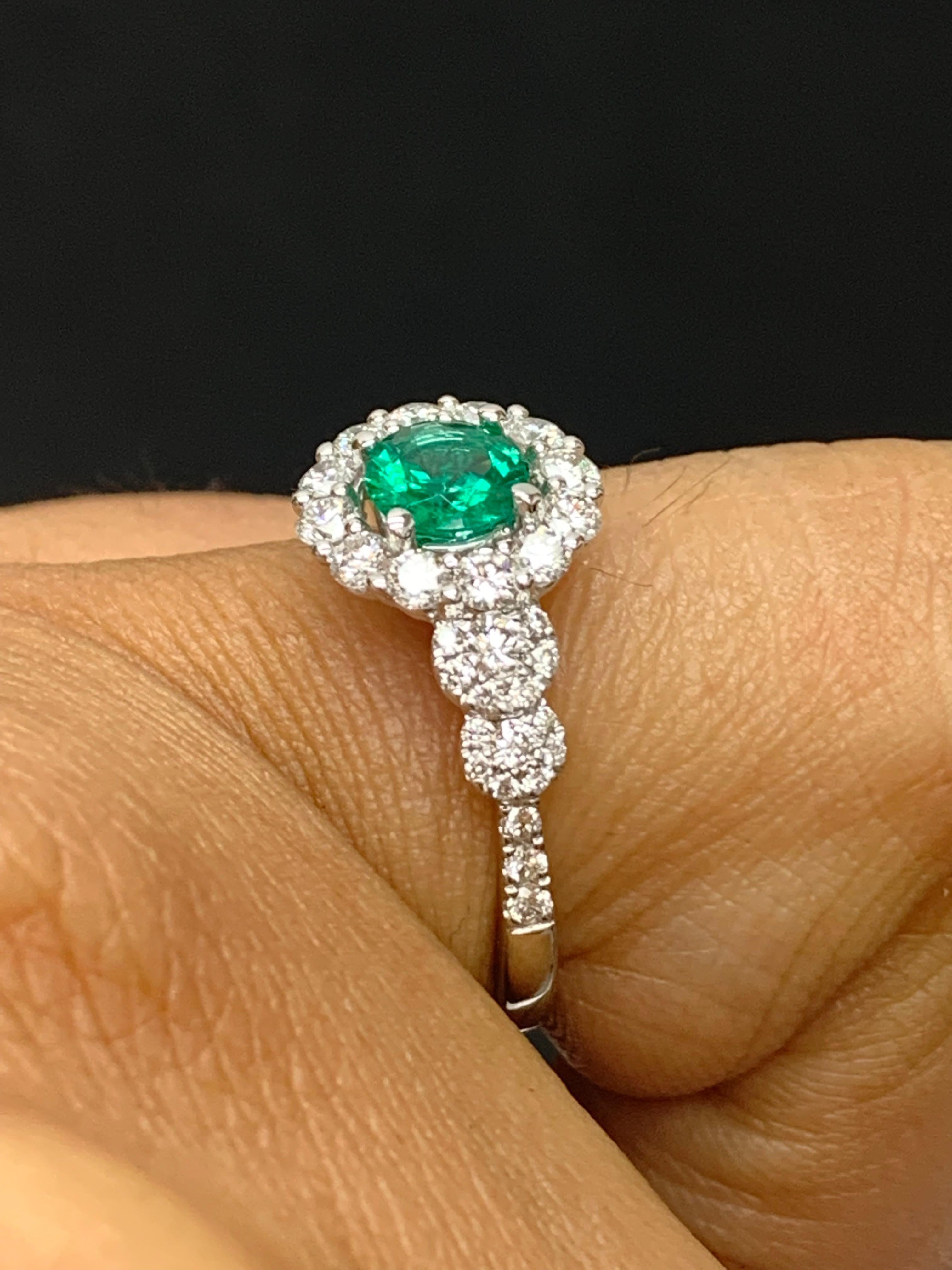 Women's 0.62 Carat Round Cut Emerald and Diamond Fashion Ring in 18k White Gold For Sale