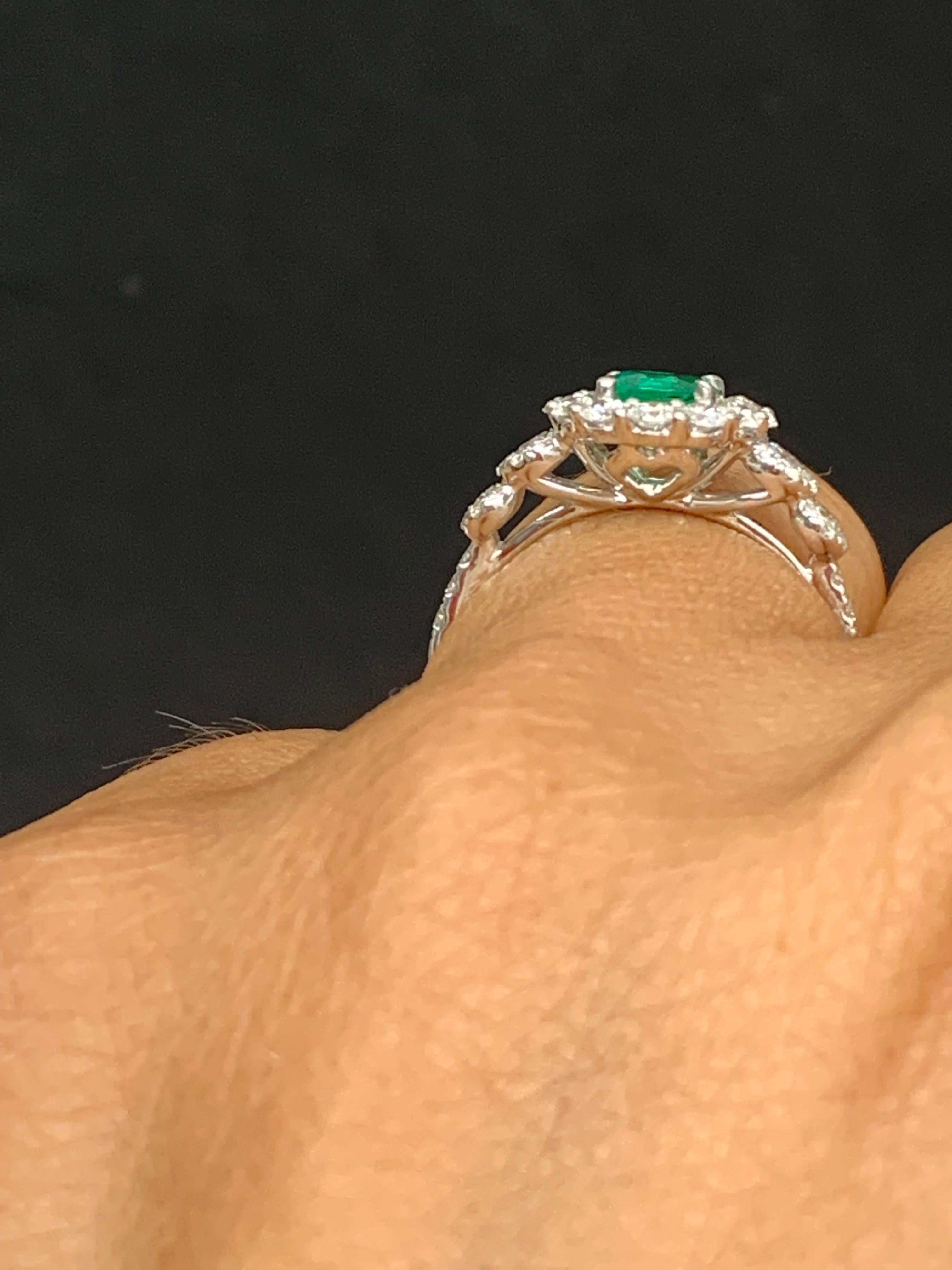 0.62 Carat Round Cut Emerald and Diamond Fashion Ring in 18k White Gold For Sale 4