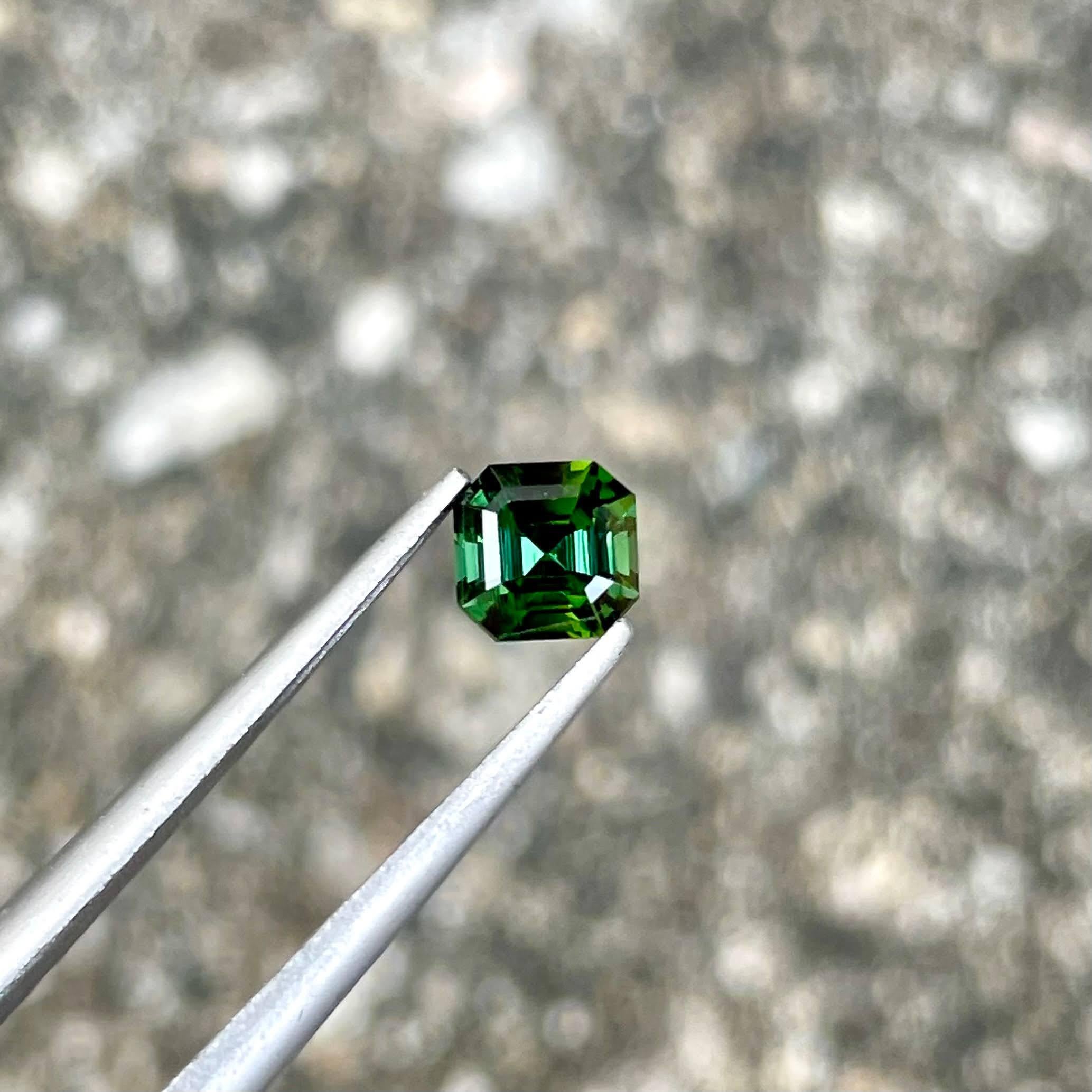 0.62 Karat Mintgrüner Turmalin Asscher-Schliff Natürlicher Afghanischer Edelstein im Angebot 4