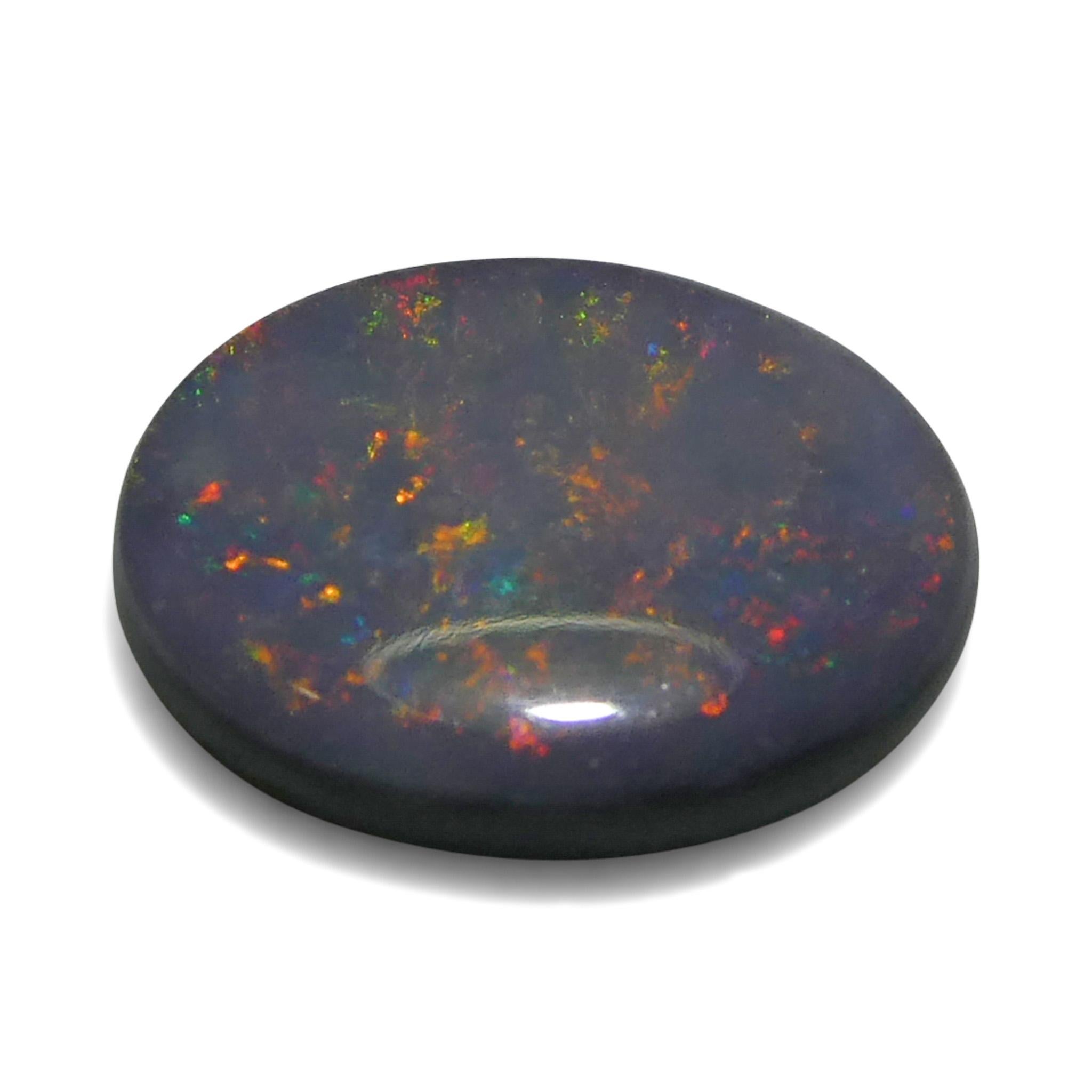 0.62ct Opale grigio ovale cabochon dall'Australia in vendita 6