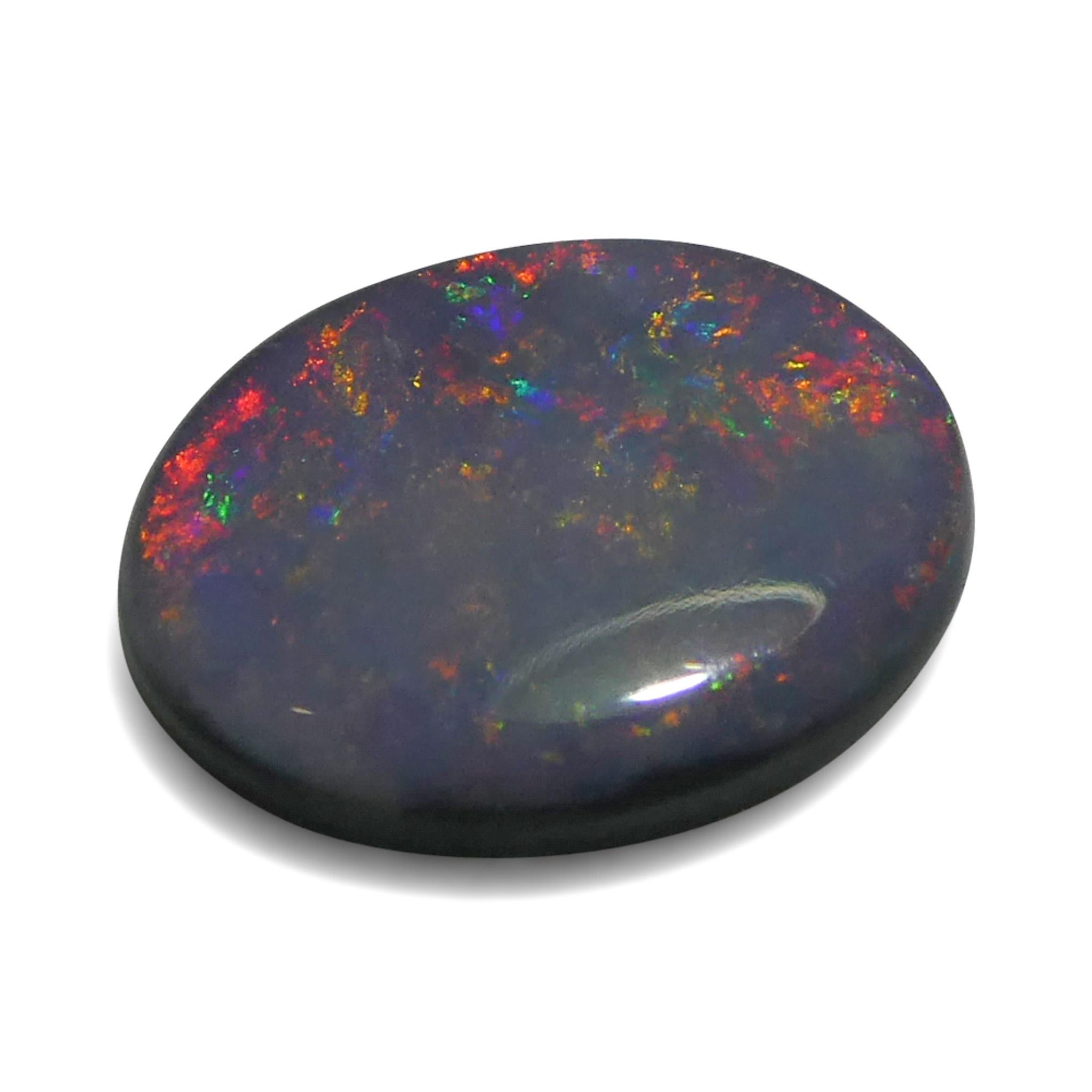 0.62ct Opale grigio ovale cabochon dall'Australia In condizioni Nuovo in vendita a Toronto, Ontario