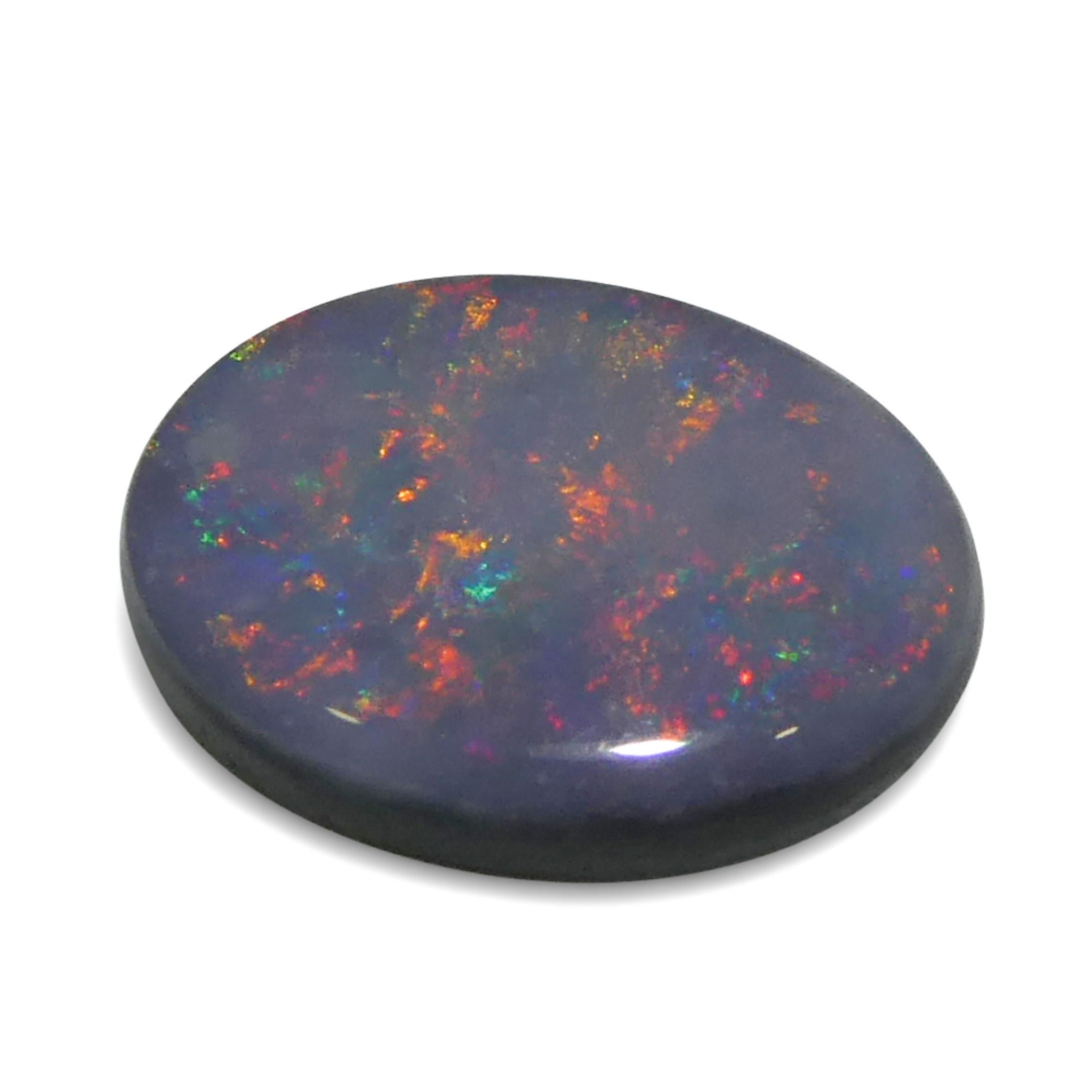 0.62ct Opale grigio ovale cabochon dall'Australia in vendita 3