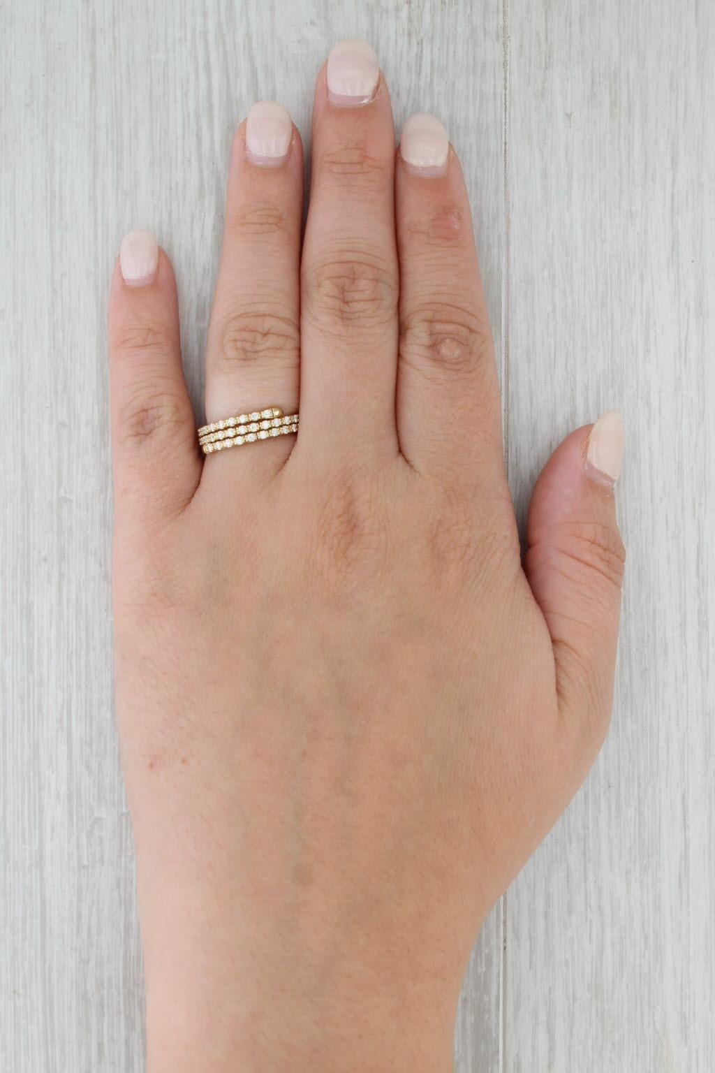 0.62ctw Diamante Envoltura Anillo Bypass Banda Enrollada Oro 14k Talla Flexible Apilable en venta 3