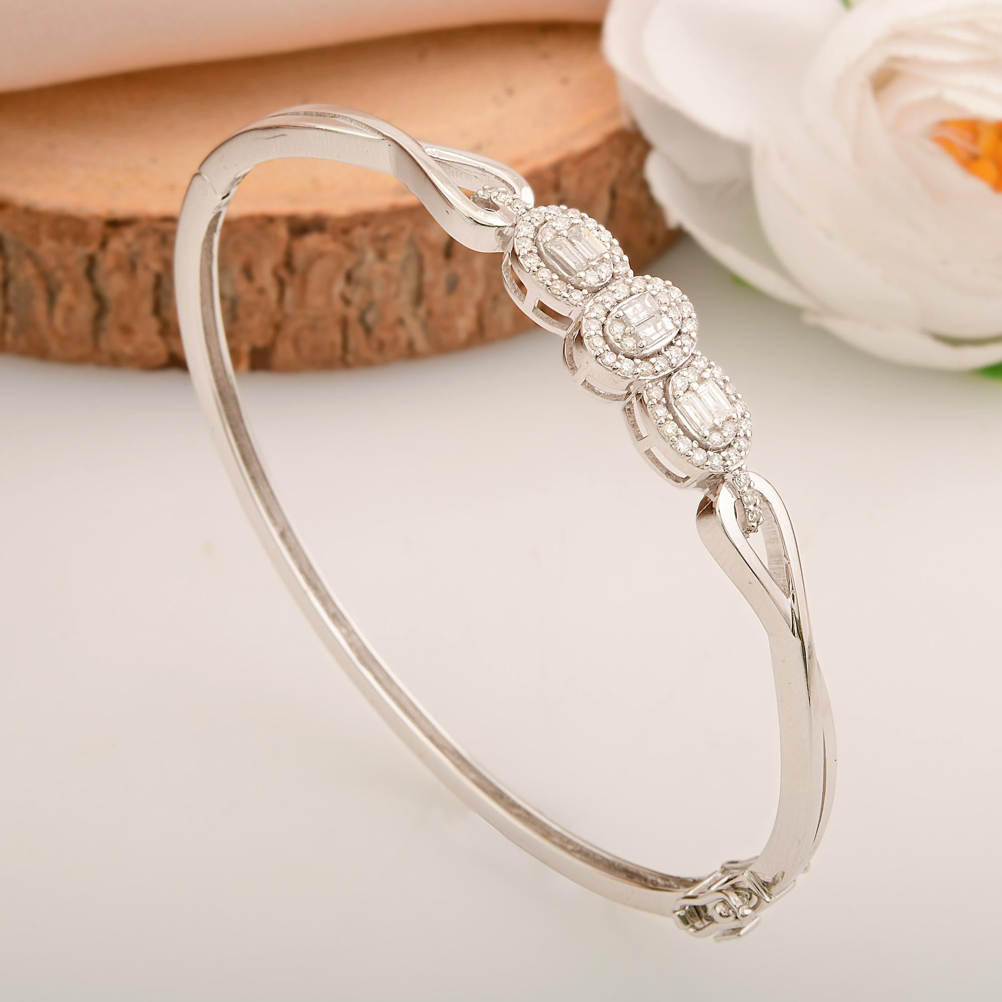 0.63 Carat Baguette Diamond Bangle Bracelet 14k White Gold Handmade Fine Jewelry In New Condition For Sale In Diera, Dubai
