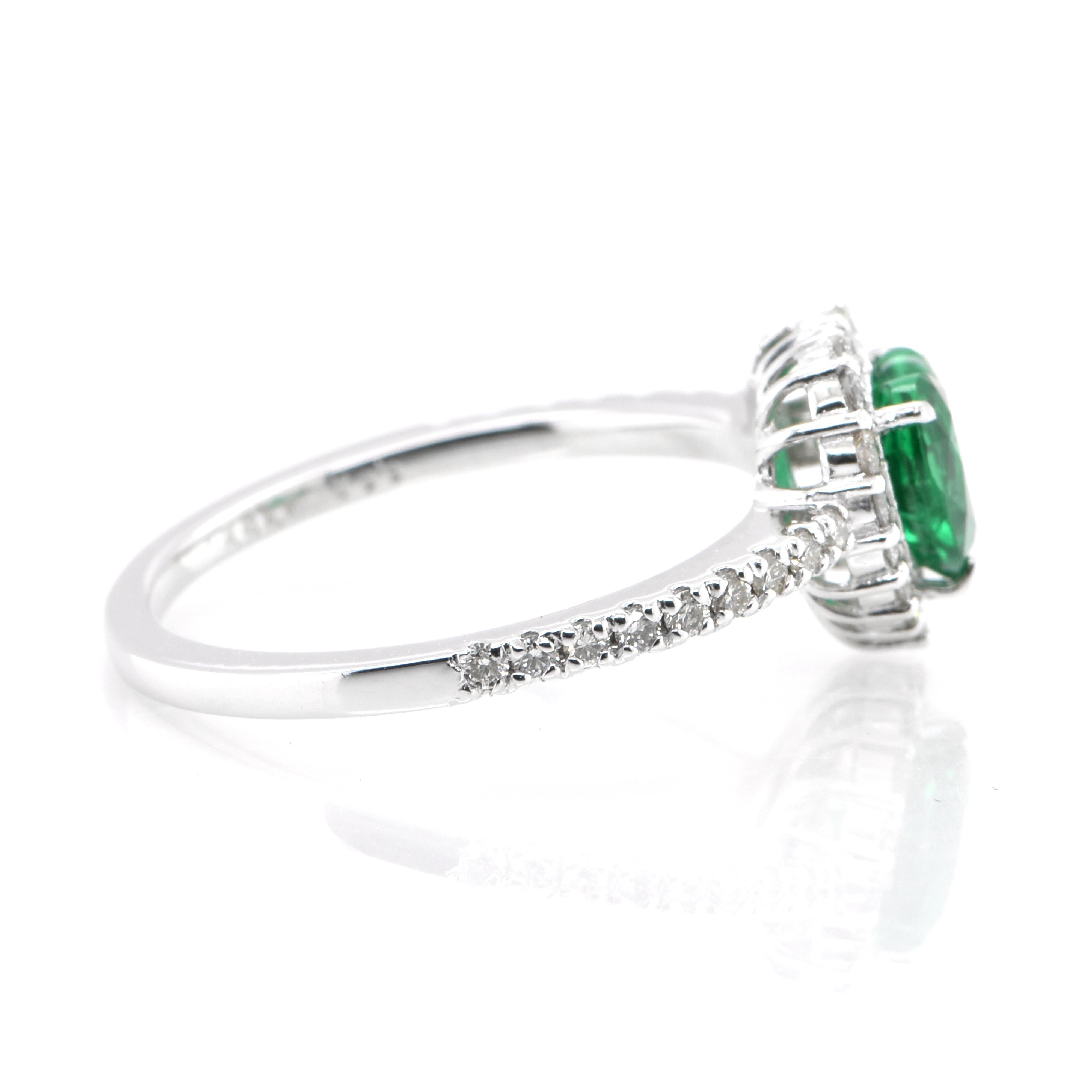  0.63 Carat Natural, Heart-Cut, Zambian Emerald & Diamond Ring Set in Platinum In New Condition For Sale In Tokyo, JP
