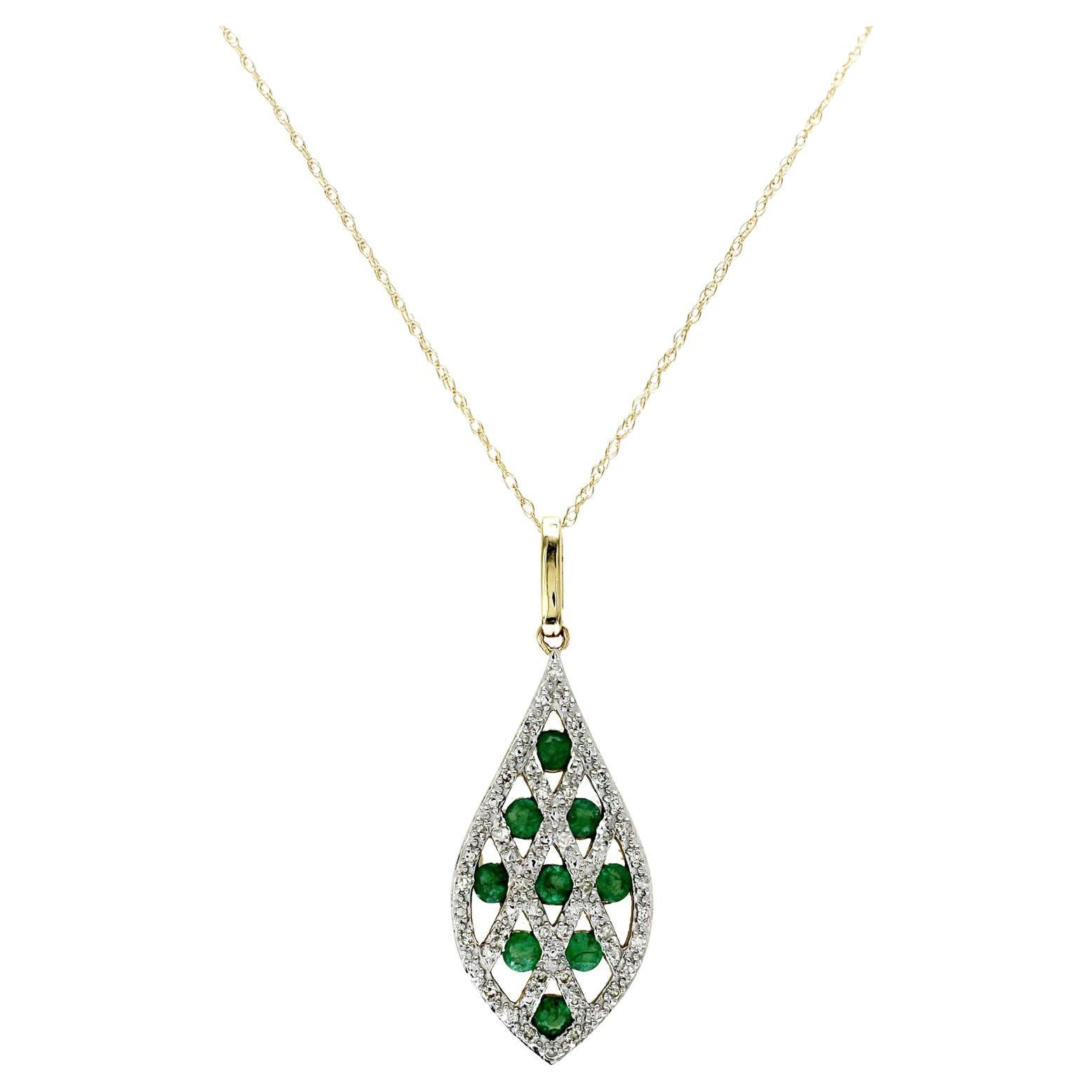 0.63 Ct Emerald 0.12 Ct Diamond 14K Yellow Gold Drop Pendant Necklace For Sale