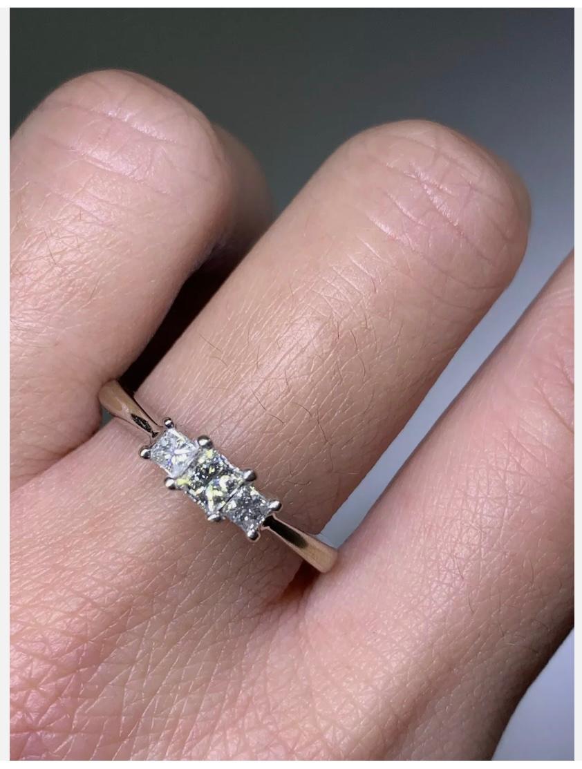 Art Deco 0.63ct Princess Diamond Trilogy Engagement Ring In 18ct White Gold For Sale