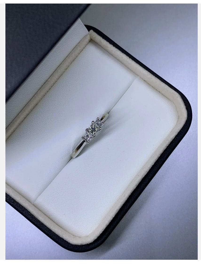 0.63ct Princess Diamond Trilogy Engagement Ring In 18ct White Gold In New Condition For Sale In London, GB