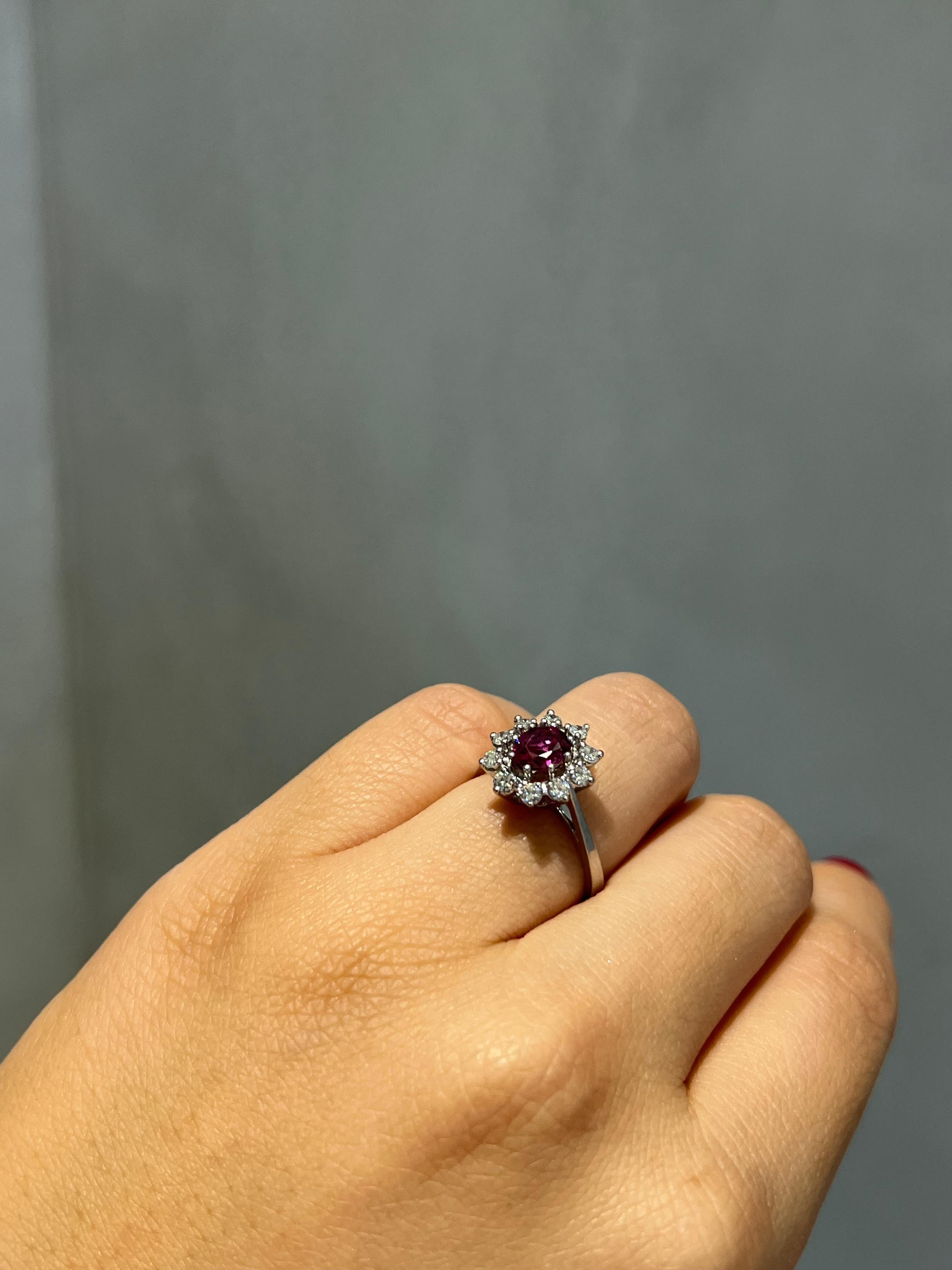 0.63CT Total Weight Ruby and Diamonds setn in 18K White Gold For Sale 1