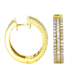 Orecchini in oro giallo con diamante baguette da 0,64 carati