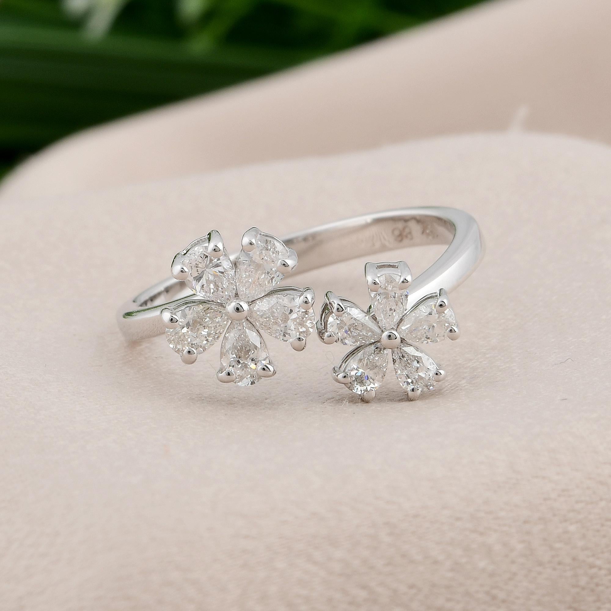 Moderno 0,64 carati SI Clarity HI Color Pear Diamond Floral Cuff Ring Oro bianco 18 carati in vendita