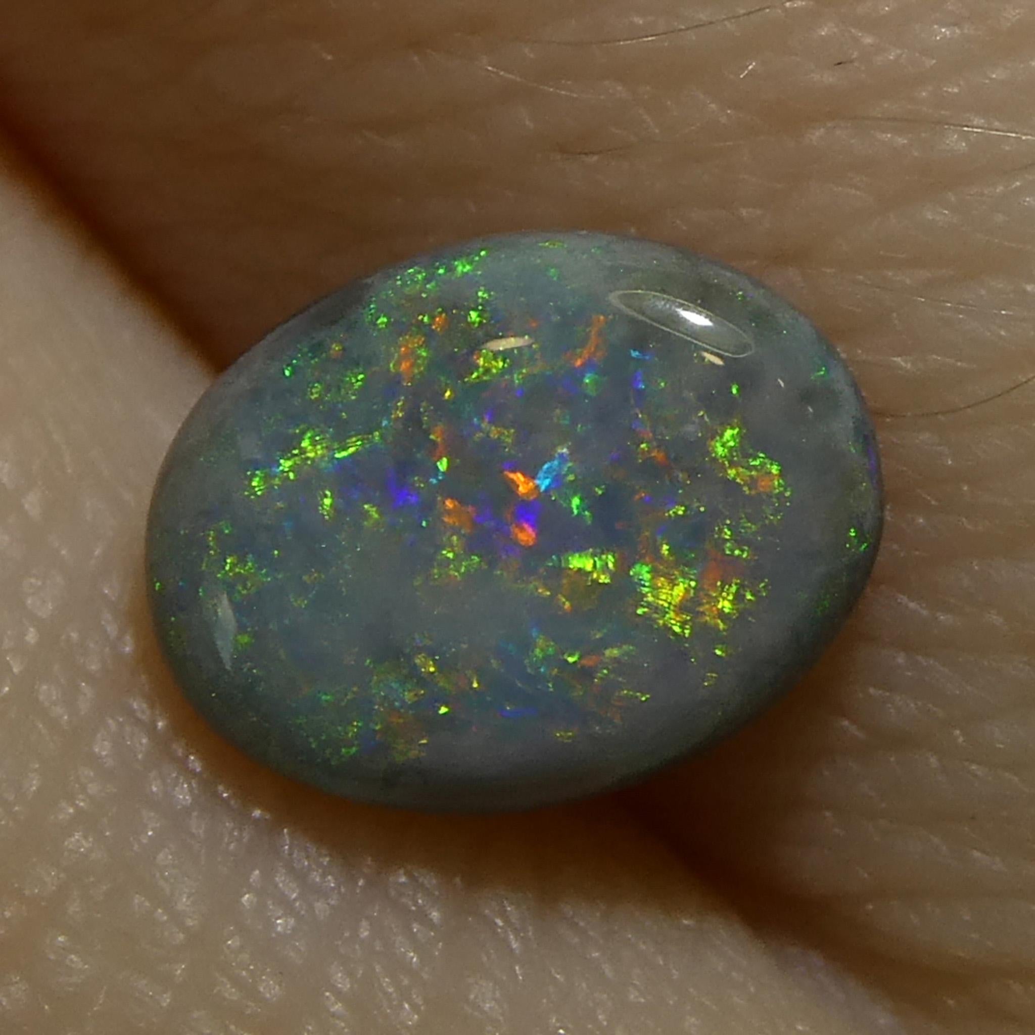 0.64ct Opale grigio ovale cabochon dall'Australia in vendita 6