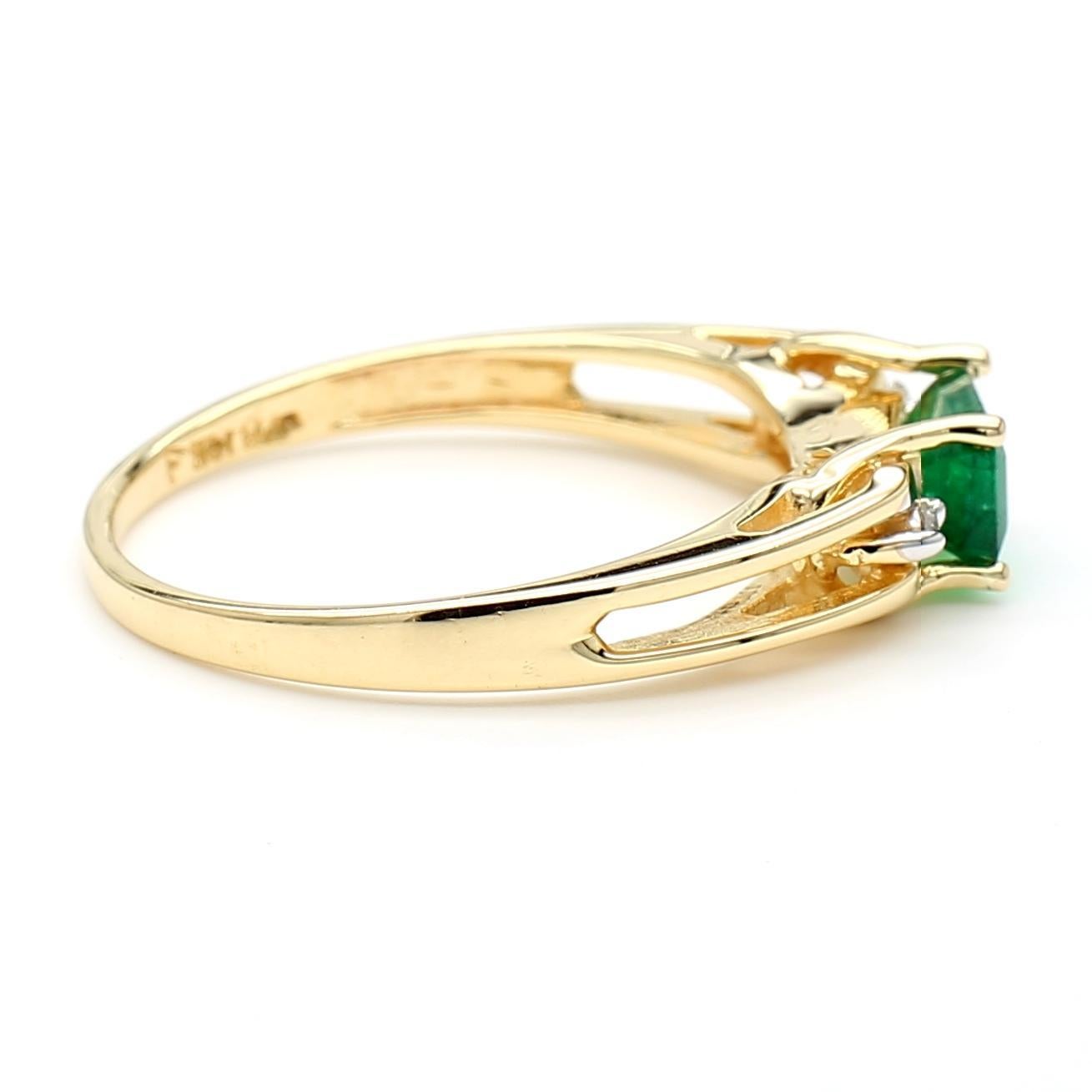 0.65 Carat Emerald 14K Gold Two Row Open Gap Band Ring For Sale 5