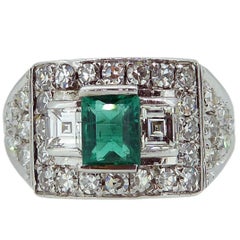 0.65 Carat Emerald and Diamond Ring, Geometric Cluster, French
