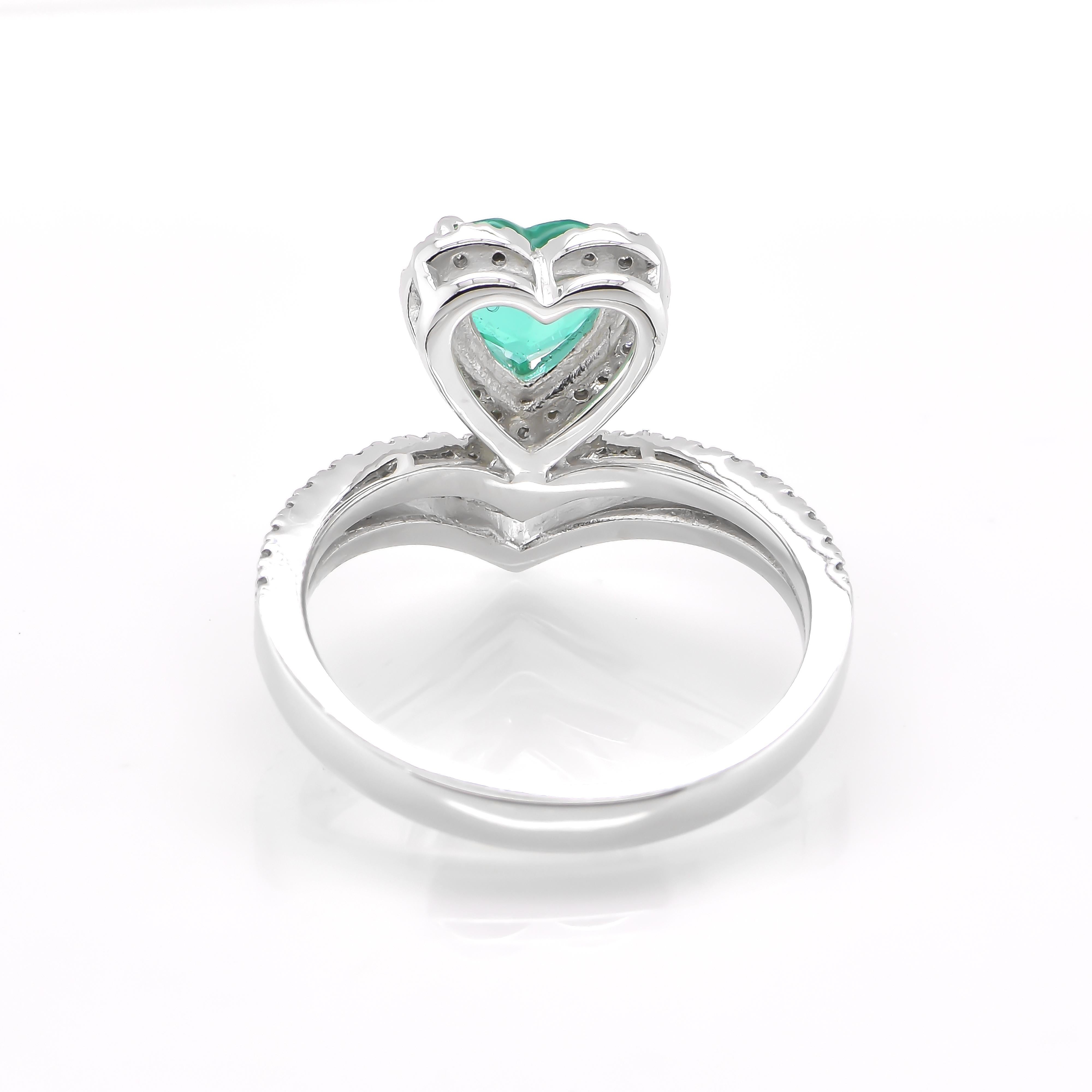 Women's 0.65 Carat Emerald and Diamond Tiara Cocktail Ring Made in Platinum For Sale