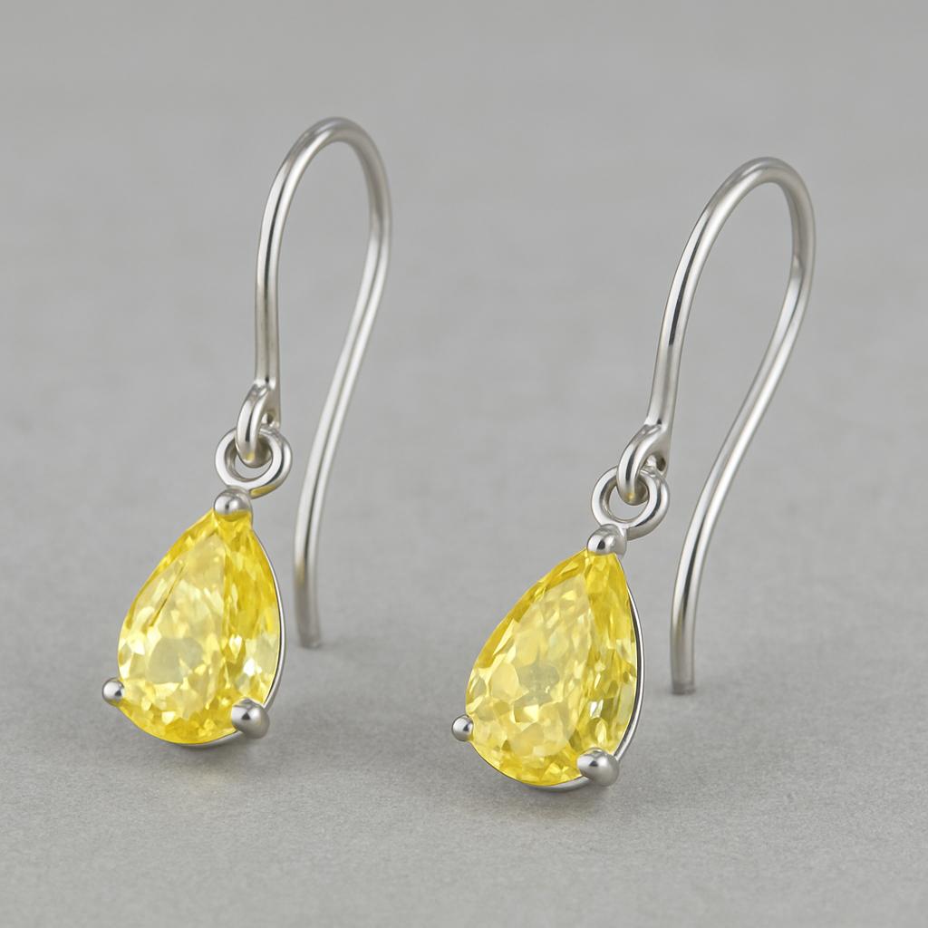 Contemporain Paire de diamants en forme de poire de 0,65 carat de couleur jaune intense fantaisie - Diamant naturel de succession en vente