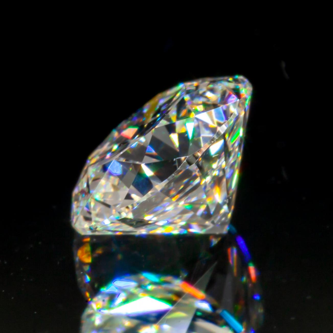 0,65 Karat Lose G / VS2 Runder Brillantschliff Diamant GIA zertifiziert (Moderne) im Angebot