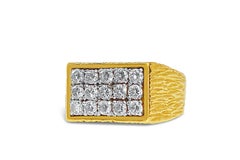 0,65 Karat Diamant im runden Brilliant-Schliff und 18k Gold Cluster Herrenring