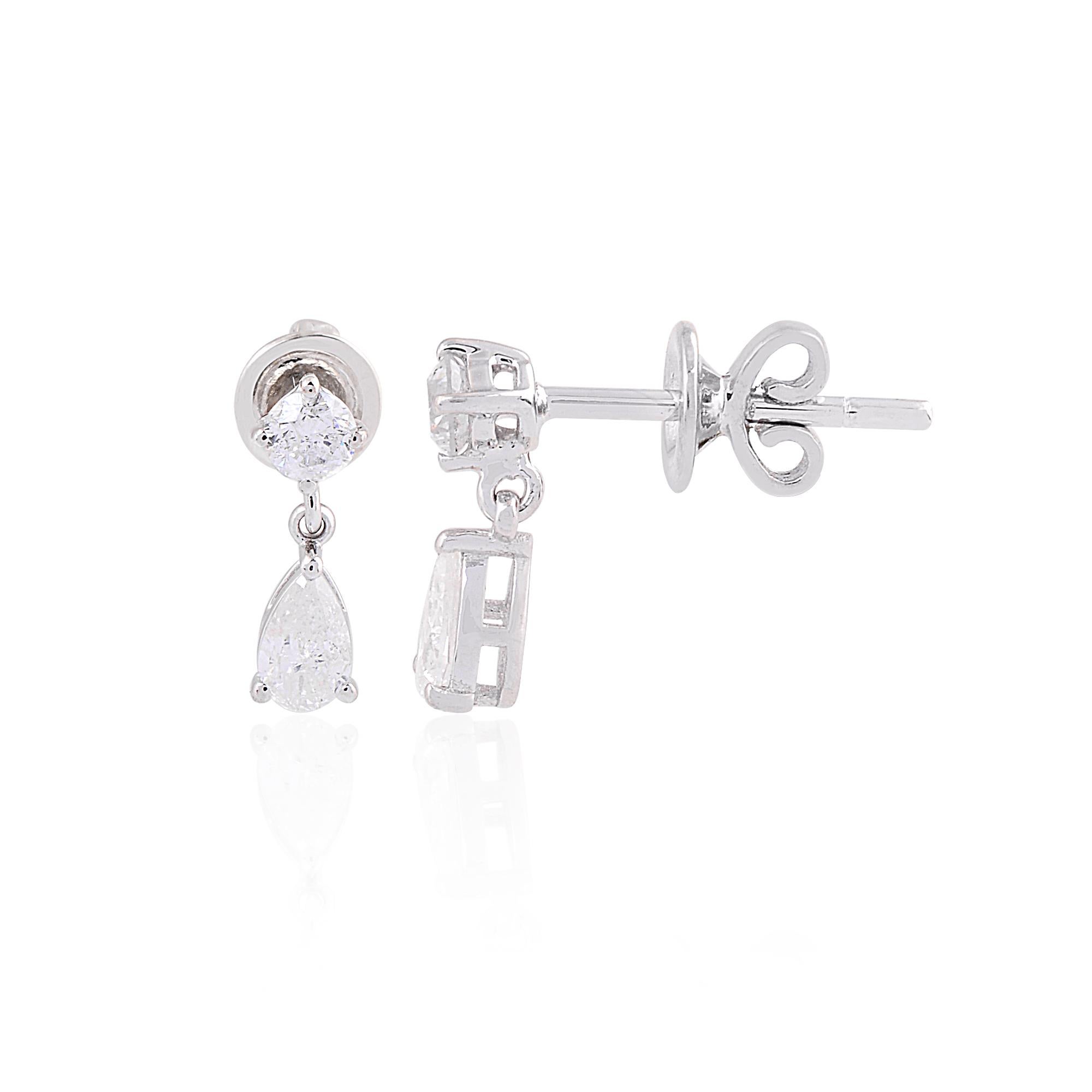 Code article :- SEE-1519D
Poids brut :- 1.82 gm
Or blanc massif 18k Poids :- 1.69 gm
Poids du diamant naturel :- 0,65 Carat  ( DIAMANT MOYEN DE PURETÉ SI1-SI2 ET DE COULEUR H-I )
Longueur des boucles d'oreilles :- 12 mm environ.

✦