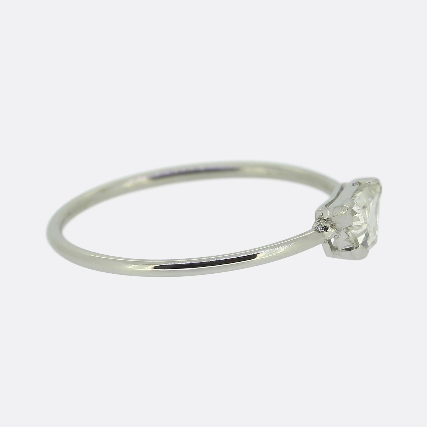 0,65 Karat Diamant Solitär Ring im Trapezschliff im Zustand „Gut“ im Angebot in London, GB