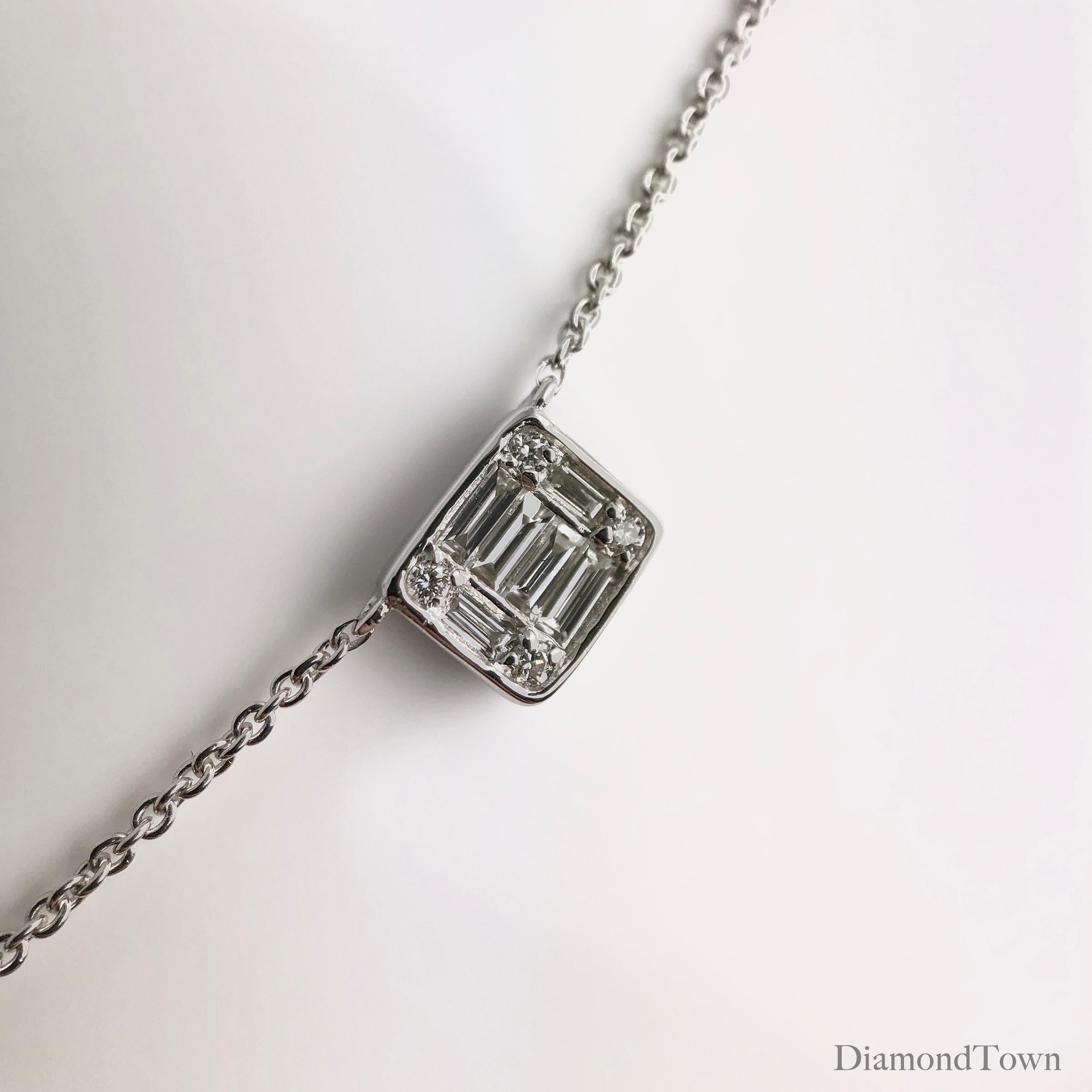 Unsere exquisite Diamant-Cluster-Halskette ist ein wahres Zeugnis für Raffinesse und Anmut. Diese atemberaubende Halskette wurde mit viel Liebe zum Detail gefertigt und verfügt über fünf schillernde Diamant-Cluster, die jeweils mit einer Kombination
