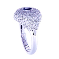 0.65 Ct Sapphire 1.96 Ct Diamonds 18kt White Gold Dome Pavè Ring