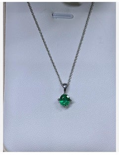 0,65ct kolumbianischen Smaragd Chunky Solitaire Anhänger Halskette in 18ct Weißgold
