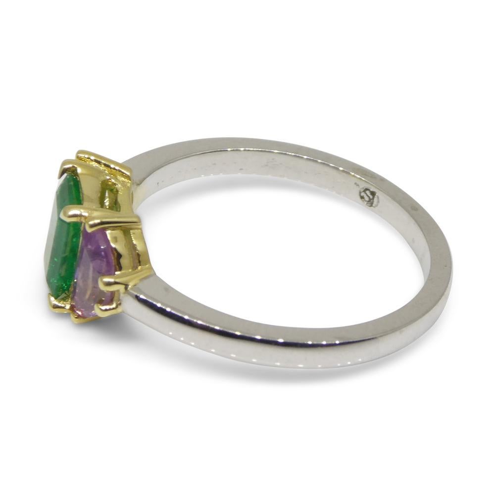 0.65ct Colombian Emerald & Sapphire Ring Set in 18k White and Yellow Gold For Sale 7