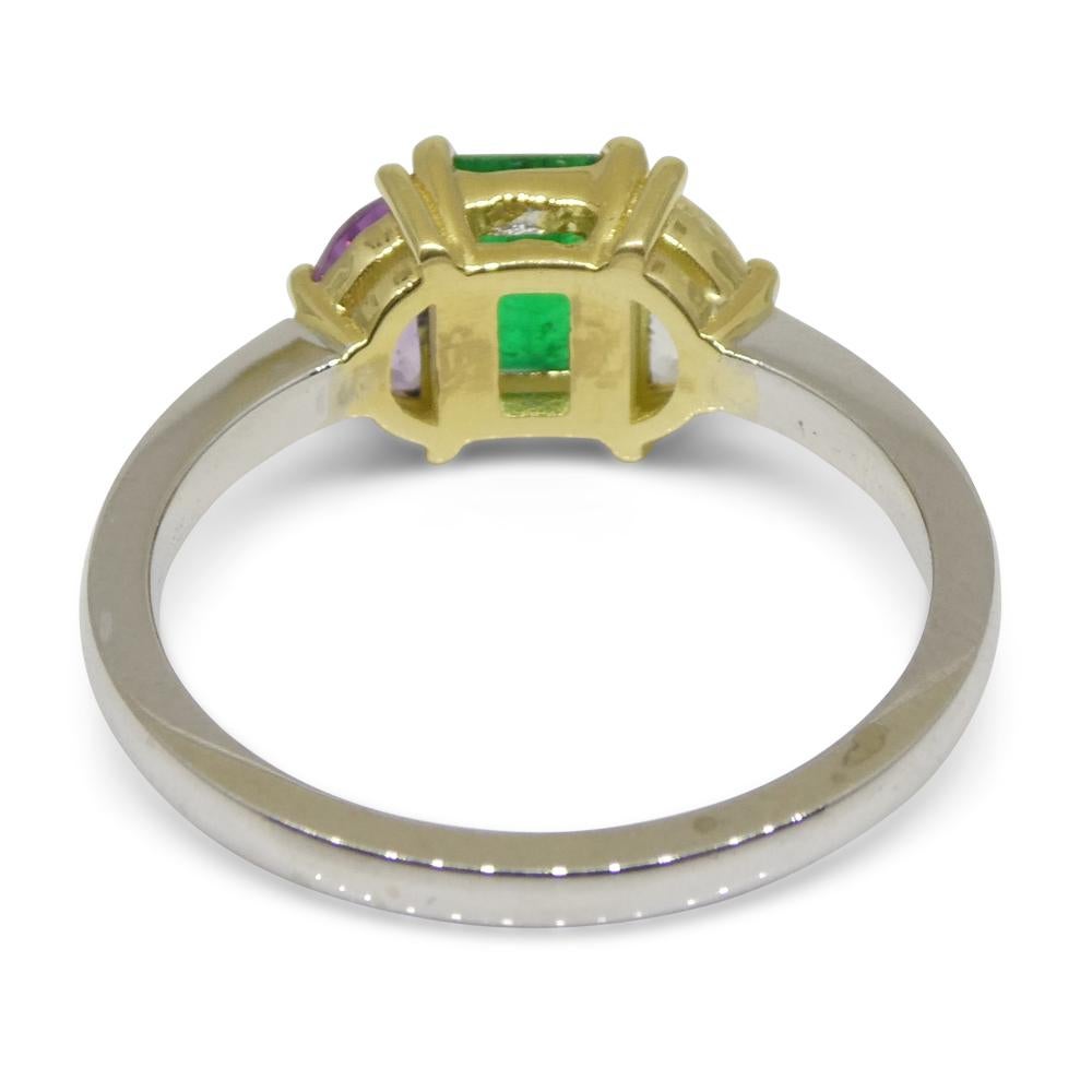 Women's or Men's 0.65ct Colombian Emerald & Sapphire Ring Set in 18k White and Yellow Gold For Sale