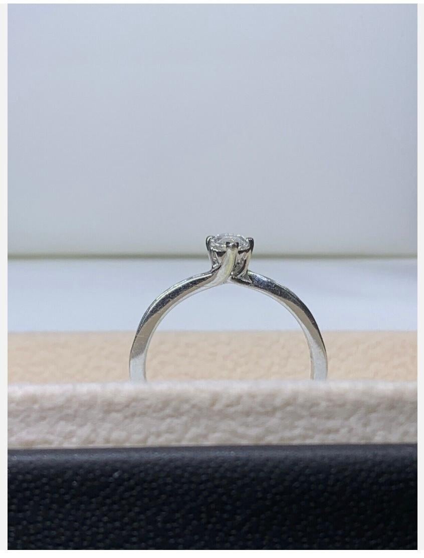 0,65 ct Diamante marquesa grueso anillo de compromiso solitario 18 ct oro blanco Art Decó en venta