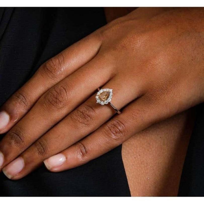 Product Details :

• Made to Order

• Gold Kt: 14kt

• Available Gold Colors: Rose Gold, Yellow Gold, White Gold

•0.30ct Natural Round Side Diamond

• 0.35ct Natural Pear Diamond

• Diamond Color-Clarity: F-G Color VS/SI Clarity

• Comes with