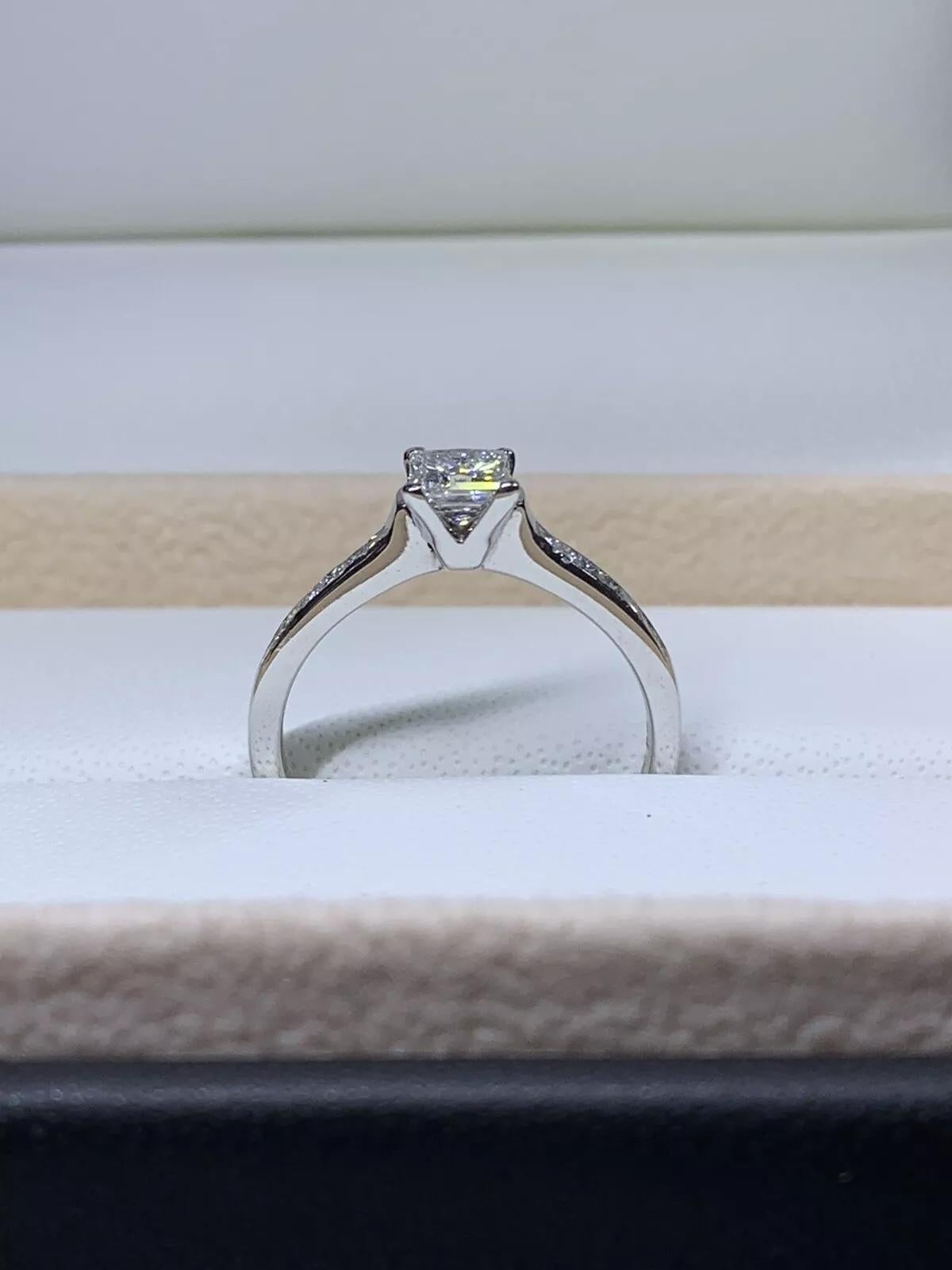 Princess Cut 0.65ct Princess Diamond Engagement Ring With Diamond Halo In 18k White Gold. For Sale