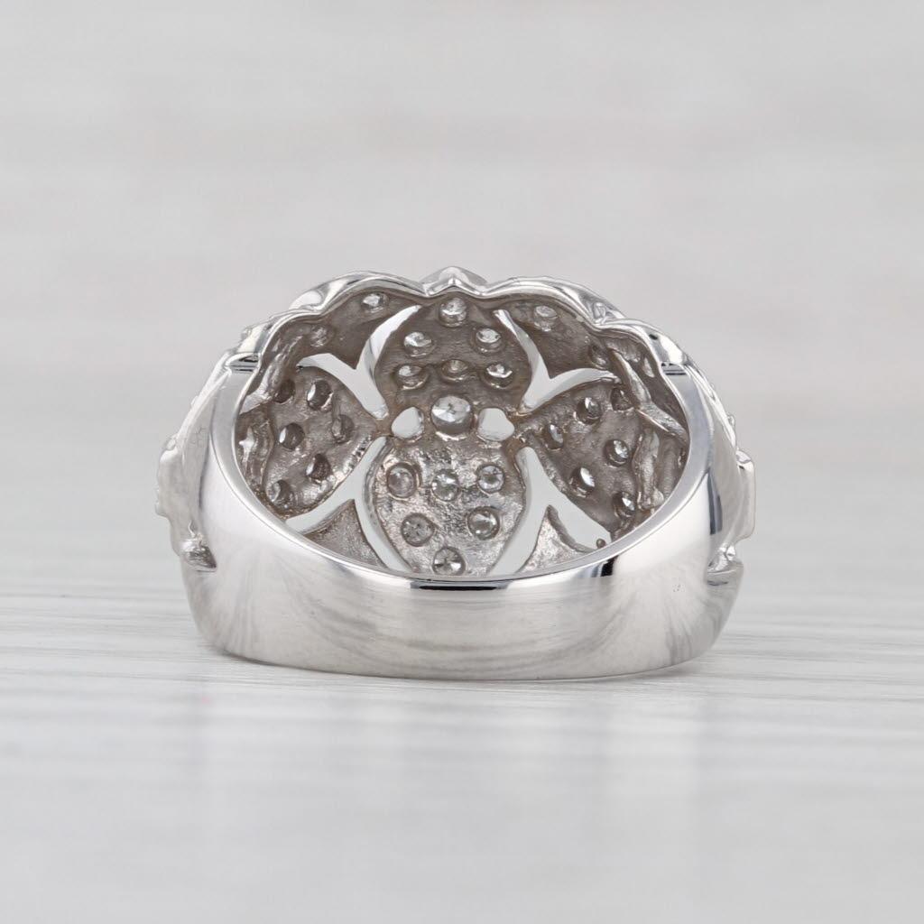 0.65ctw Anillo Corazones Racimo de Diamantes Oro Blanco 14k Talla 6 Cocktail Corte redondo en venta