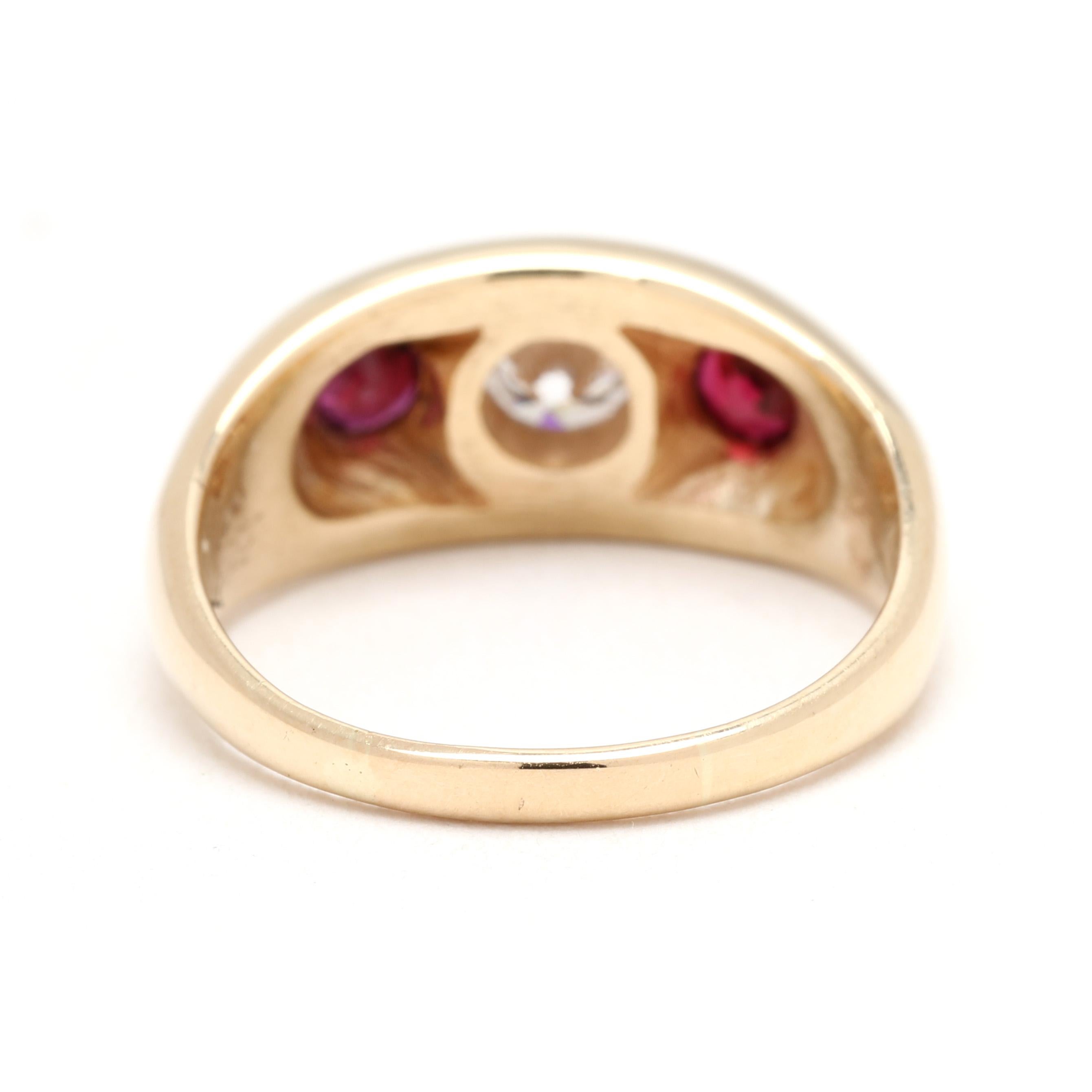 Taille ronde 0.65ctw Ruby and Diamond Signet Band Ring, 14k Yellow Gold, Ring Size 4.75 en vente